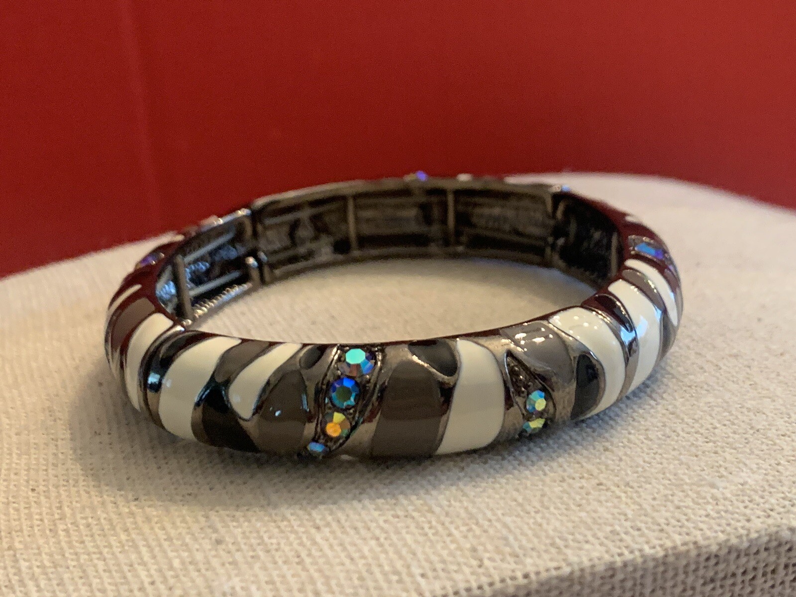 Joan Rivers Black/ Gray/ White Enamel Elastic Bracelet AB Crystals – BinT
