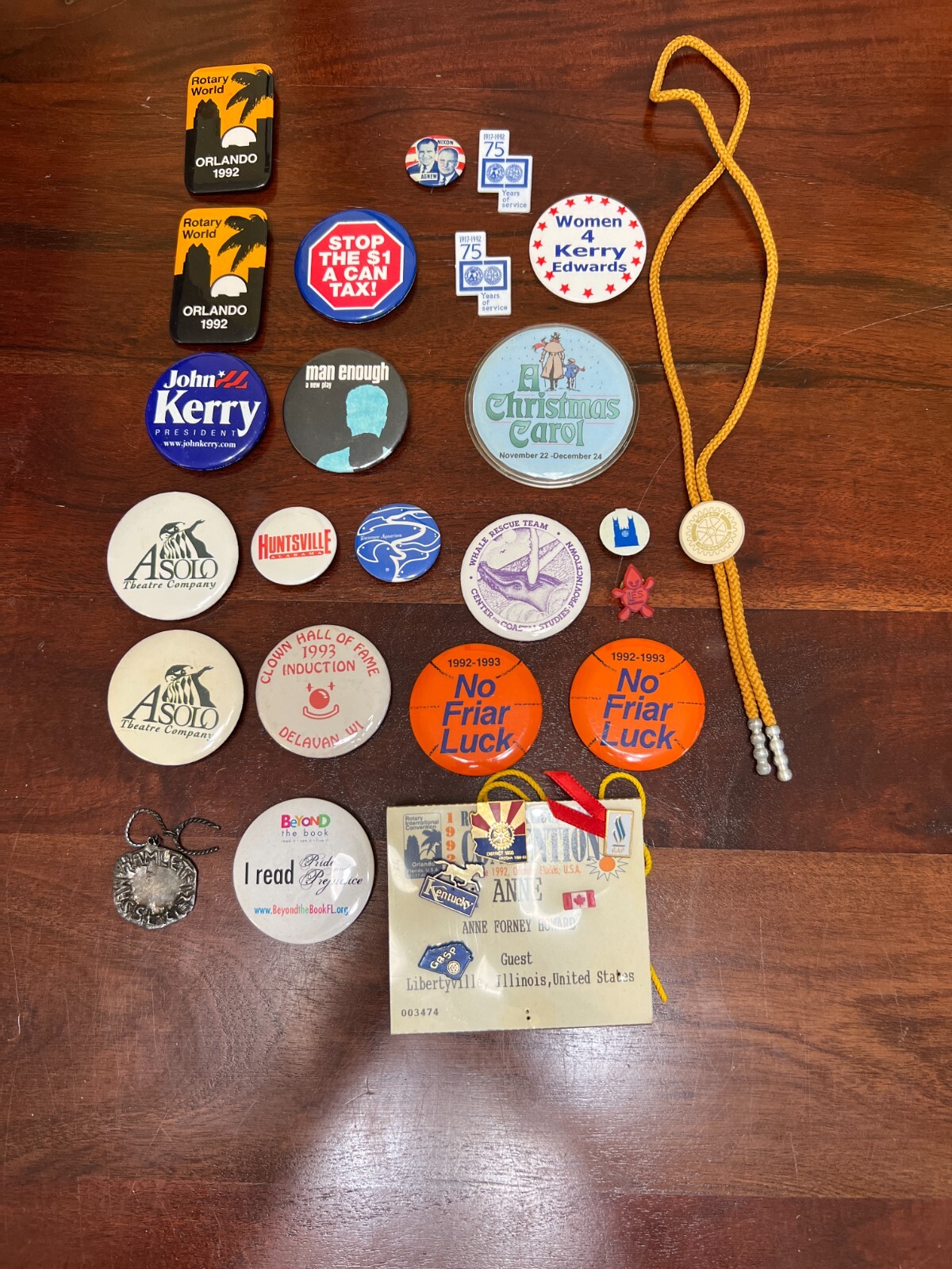 LOT OF VINTAGE BUTTONS / PINS FOR JACKETS / BACKPACKS – POLITICAL