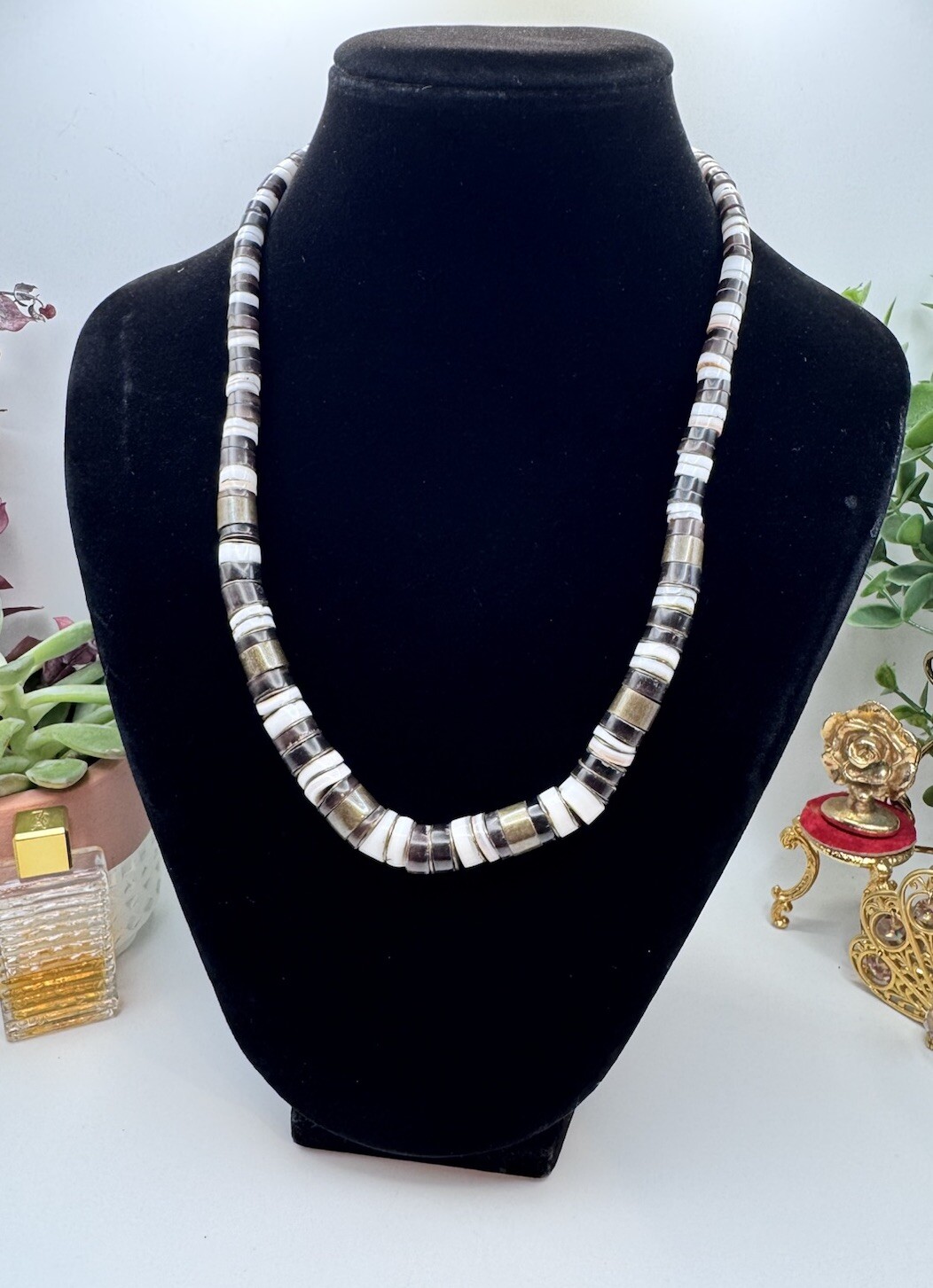 Shell Necklace-18” White, Brown & Black Beads Barrel Closure Boho