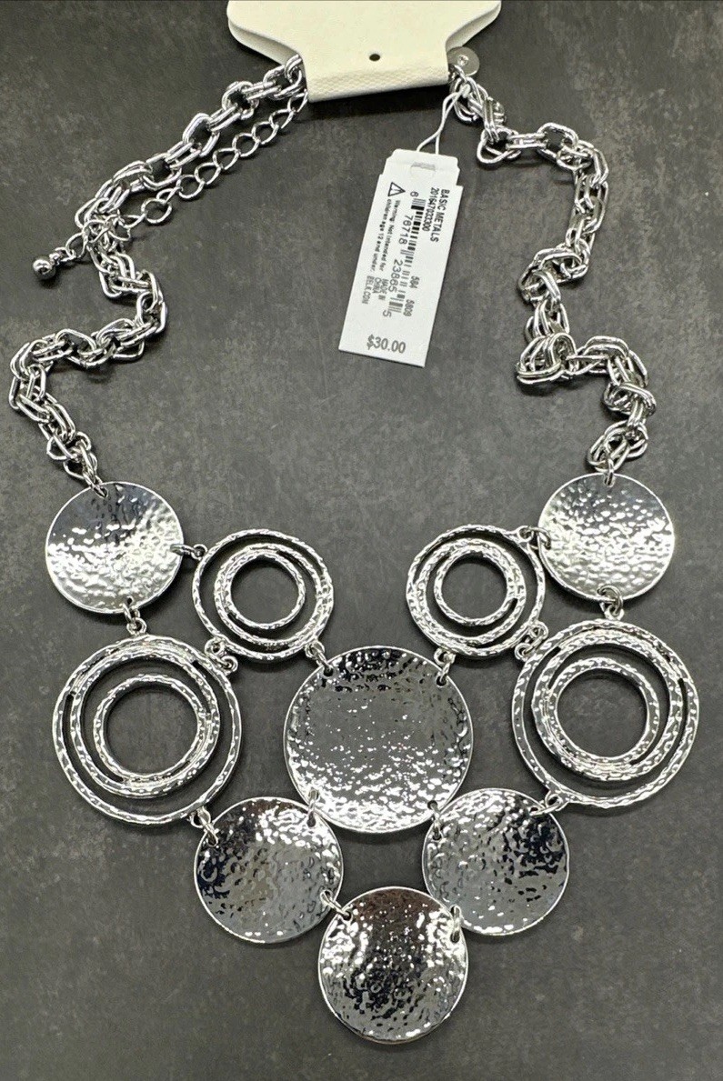 New Directions Basic Metals Art Deco Hammered Circled Silver Tone Necklace NWT