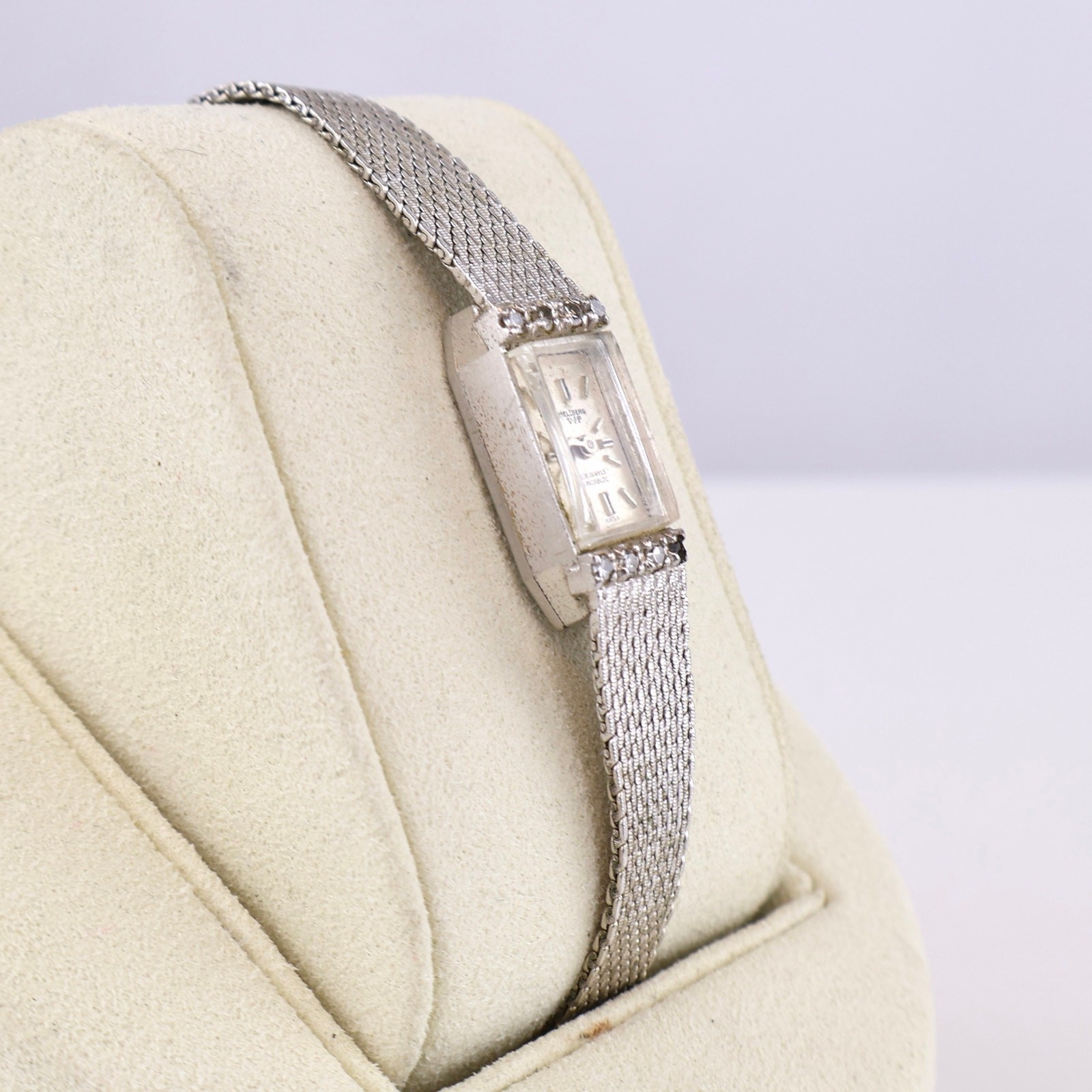 Vintage 60s Helzberg VIP 17 Jewel Swiss Watch Diamond Bezel Mesh Duchess