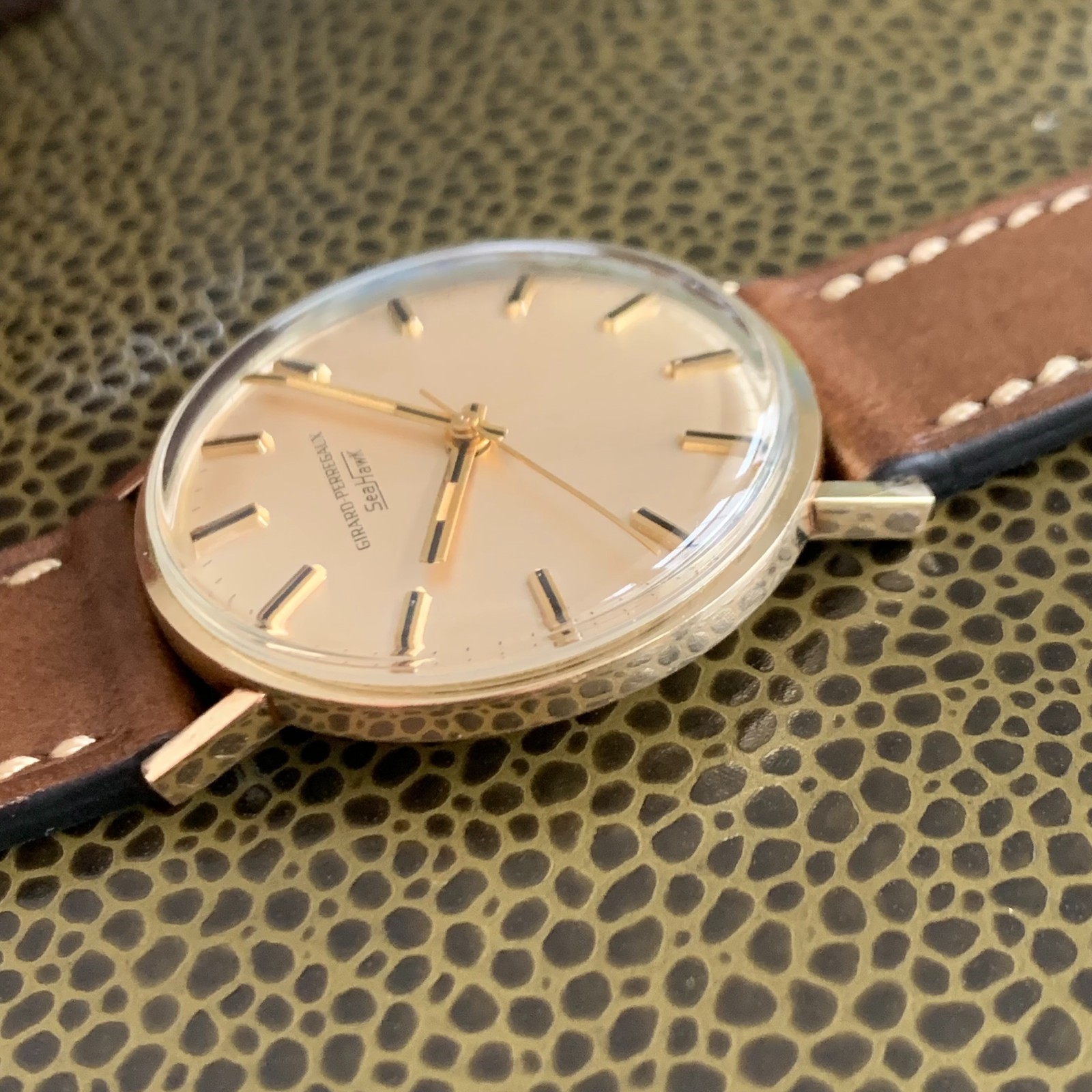 Girard Perregaux Sea Hawk 10K Gold Filled Manual Wind Watch Mint Box & Paper