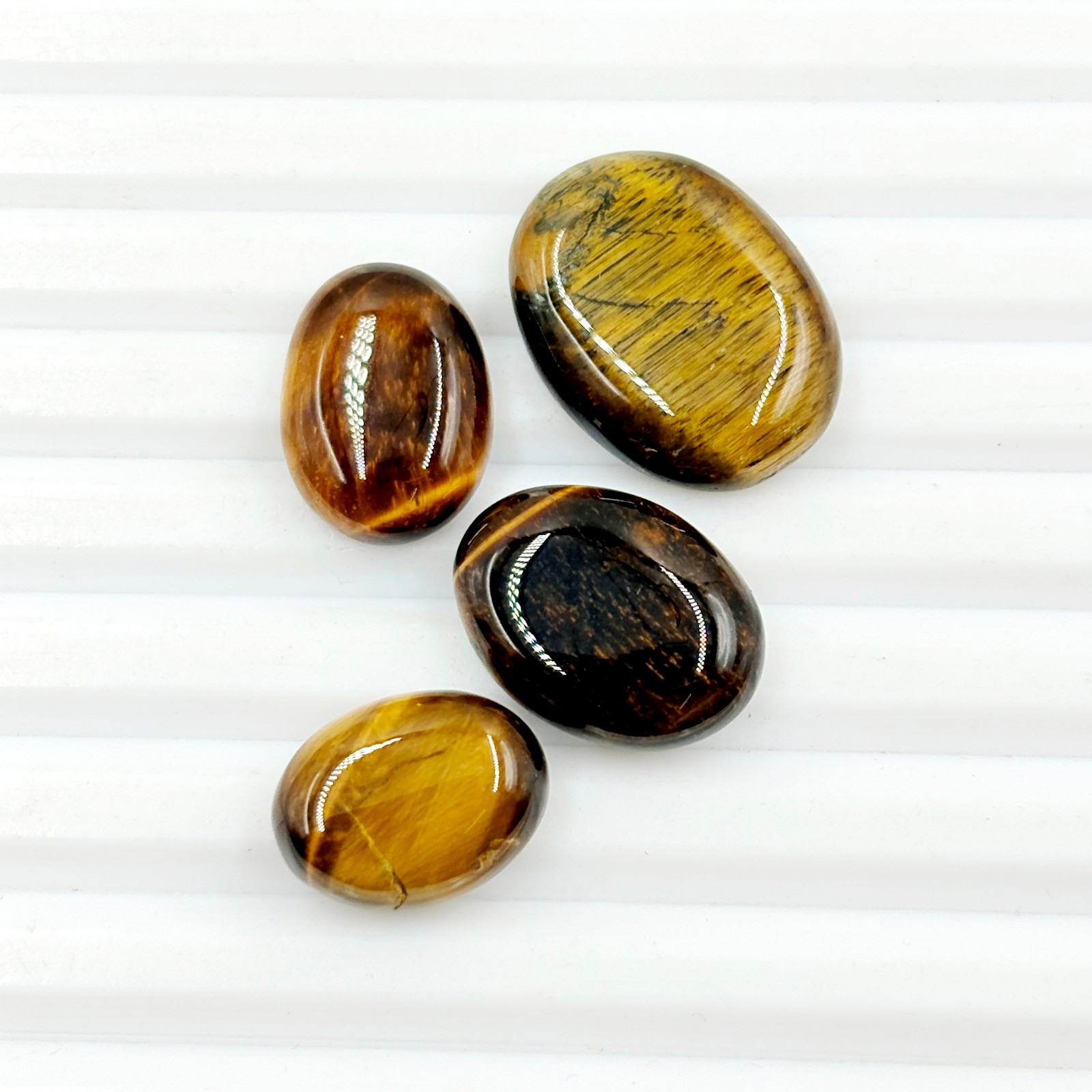 38 Carat Natural Tiger’s Eye Cabochon Loose Lots Polished Gemstone BJ-66