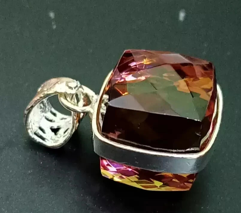 A+ Natural Alexandrite Color Change Gemstone 50.50 Ct+ 925 Solid Silver Pendant