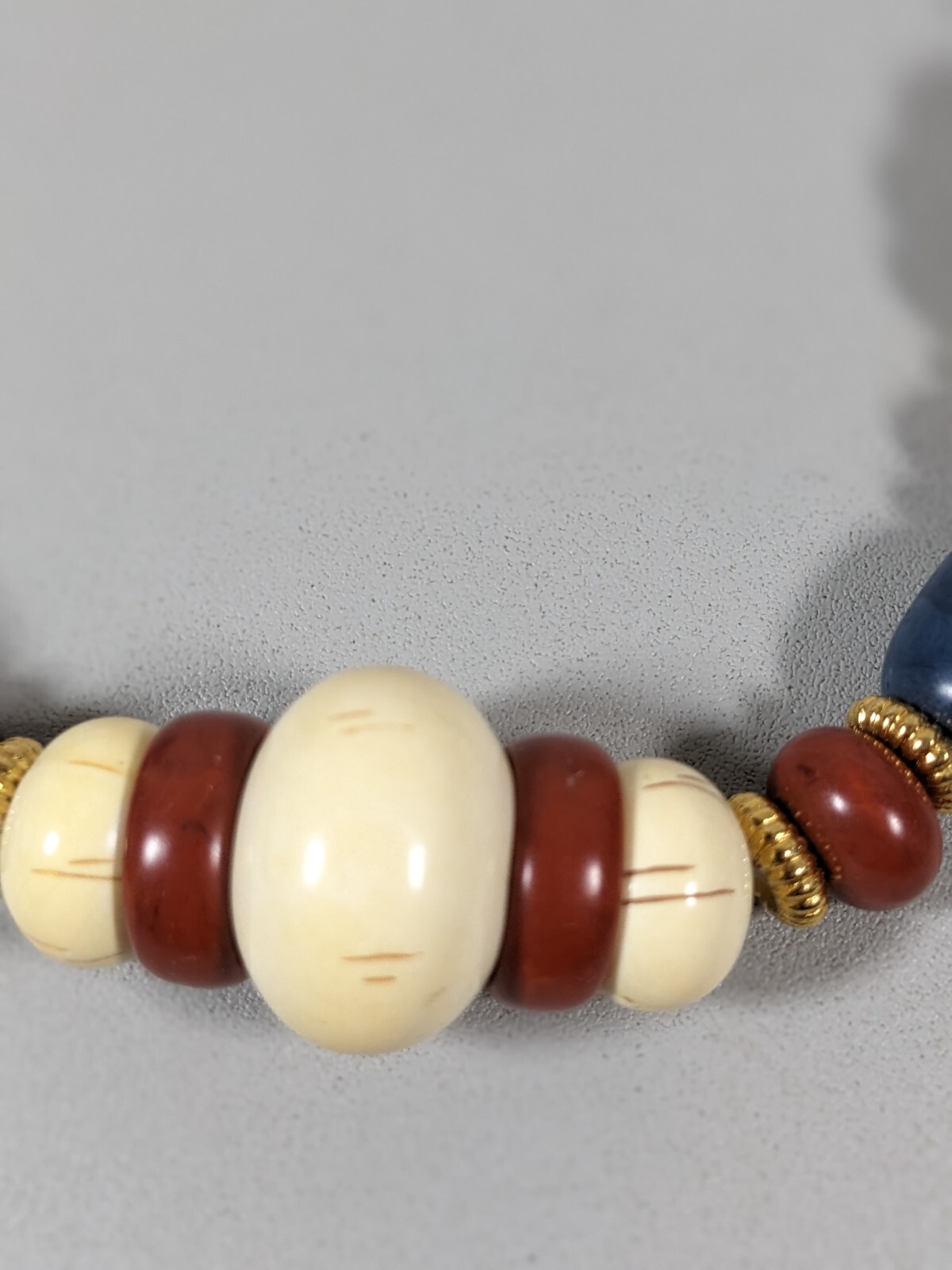 Vintage Ivory Color Blue Brown Acrylic Beaded Tribal Style Chunky Necklace 21 in