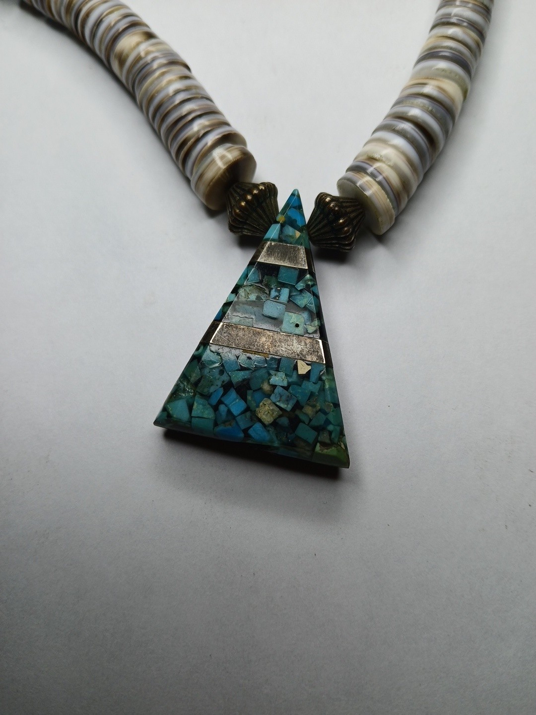 Vintage Turquoise Mosiac Inlay Shell Necklace 18″