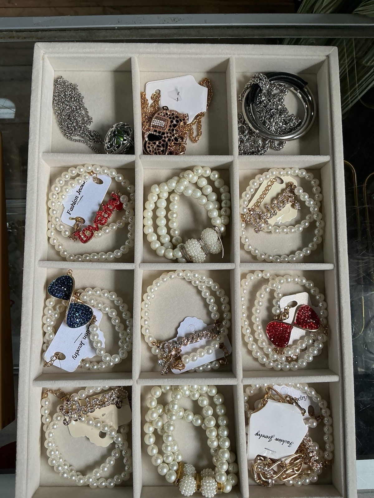 Women’s Fashion Jewelry Mixed Lot Necklace Bracelet Earrings Rhinestone
