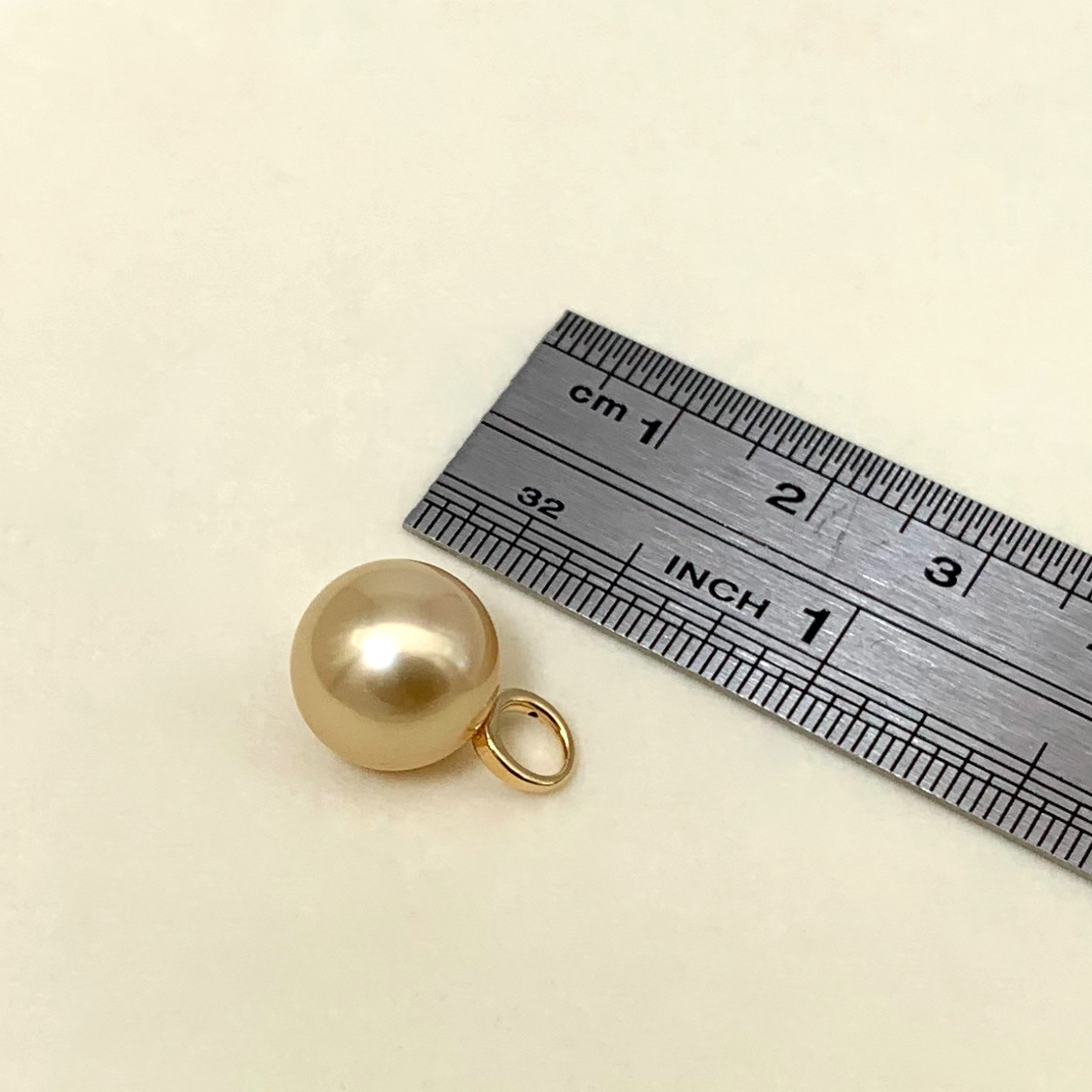 Simple 11.8mm Nearly Round Golden South Sea Pearl Pendant 18K Solid Yellow Gold