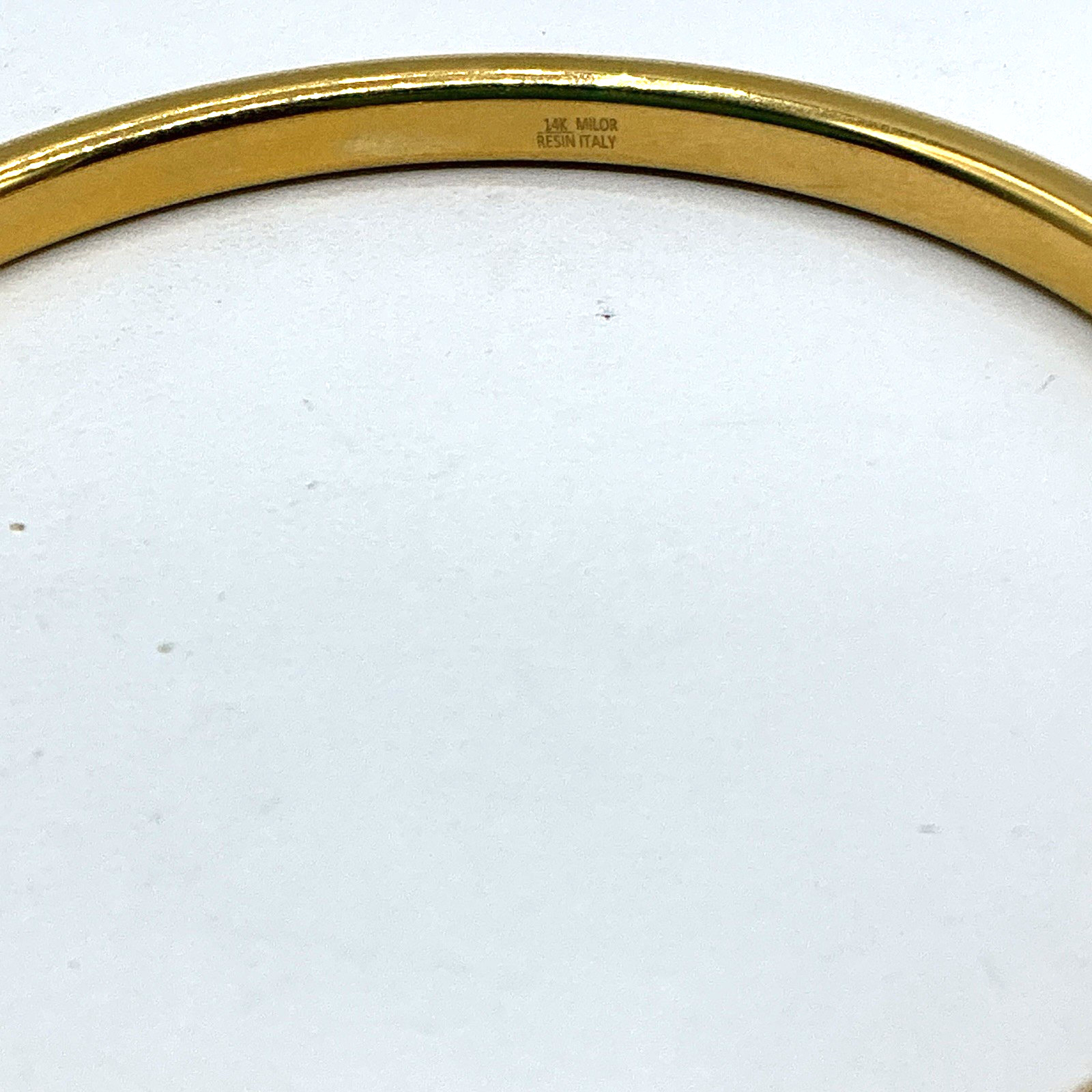 14k Yellow Gold RESIN CORE Milor Italy Bangle Bracelet Signed HAS CHIP See photo