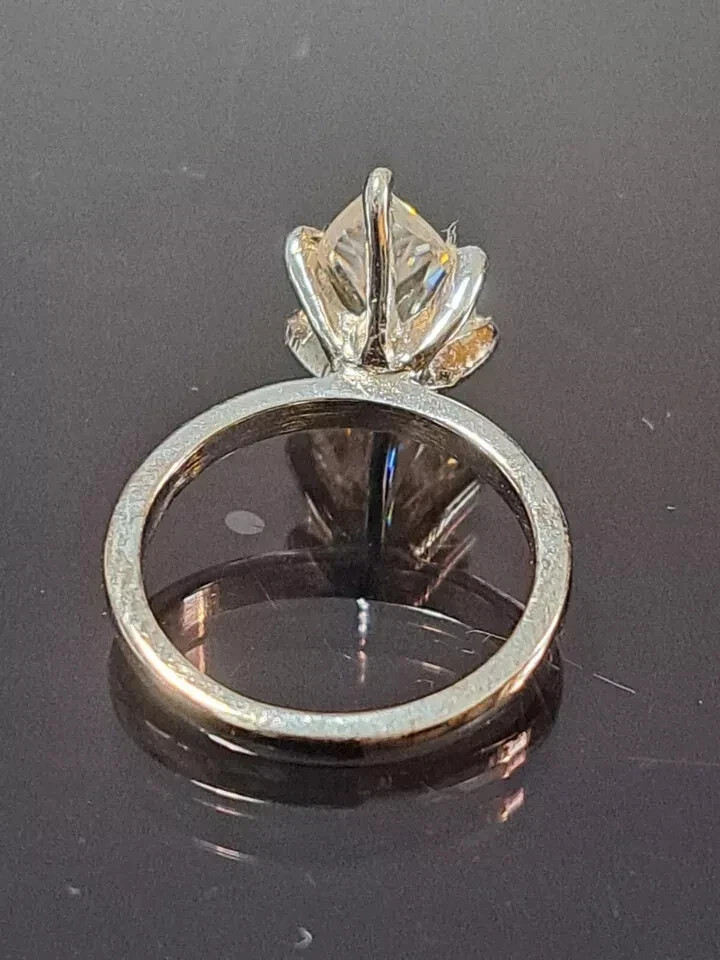 Certified Natural 2.00 ct White Diamond 14K White Gold Engagement Ring for Love