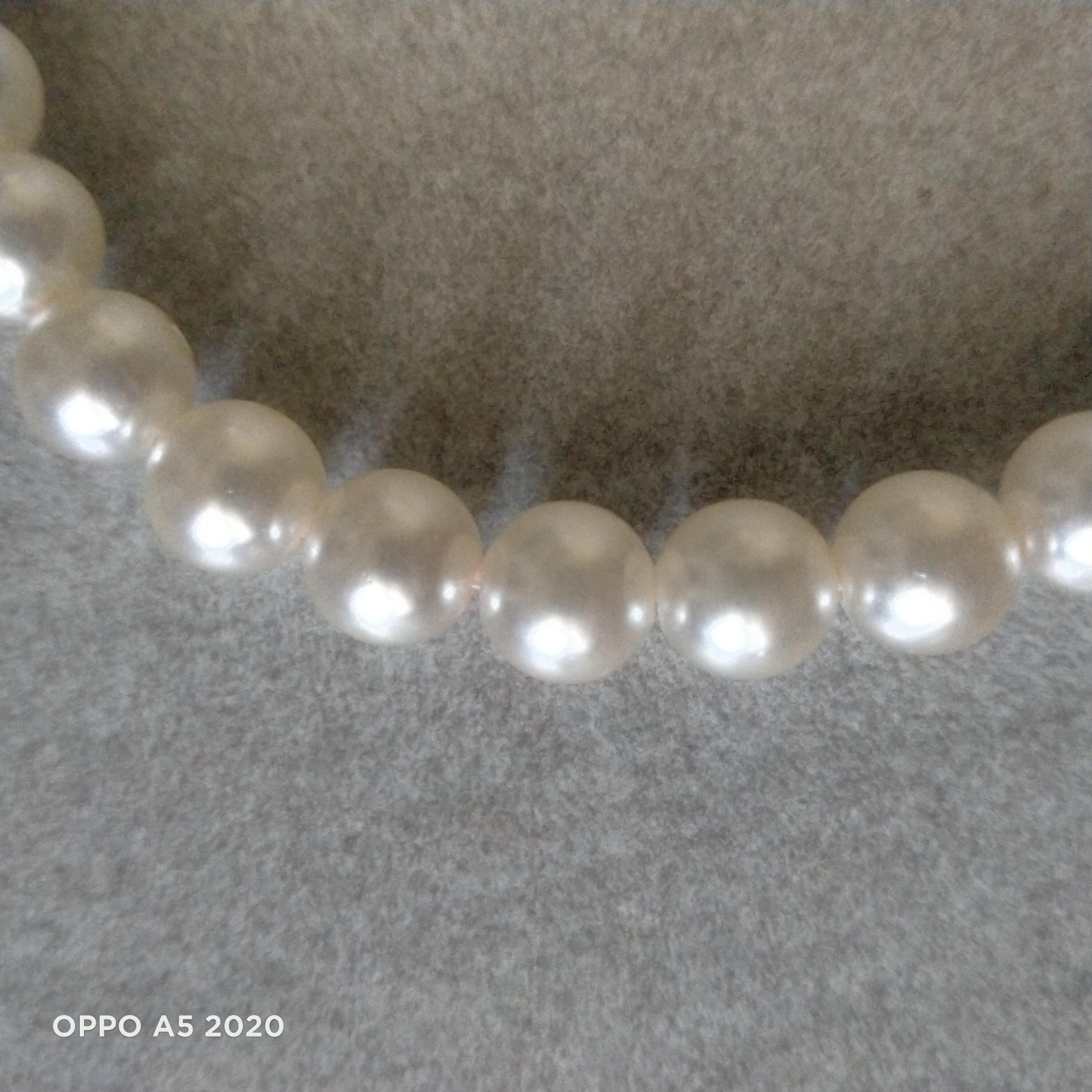 Vintage 1950s/’60s High Fashion Necklace. The necklace weighs 41 grams.