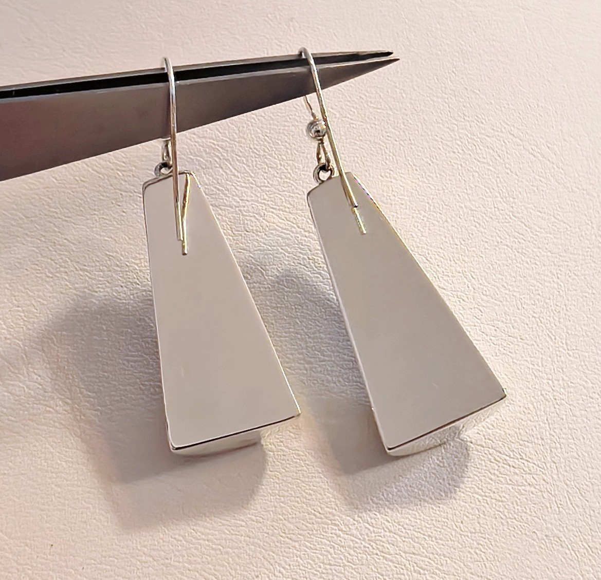 Jay King Rainbow Calsilica Dangle Earrings Sterling Silver NIB 1.25″ Mine Finds