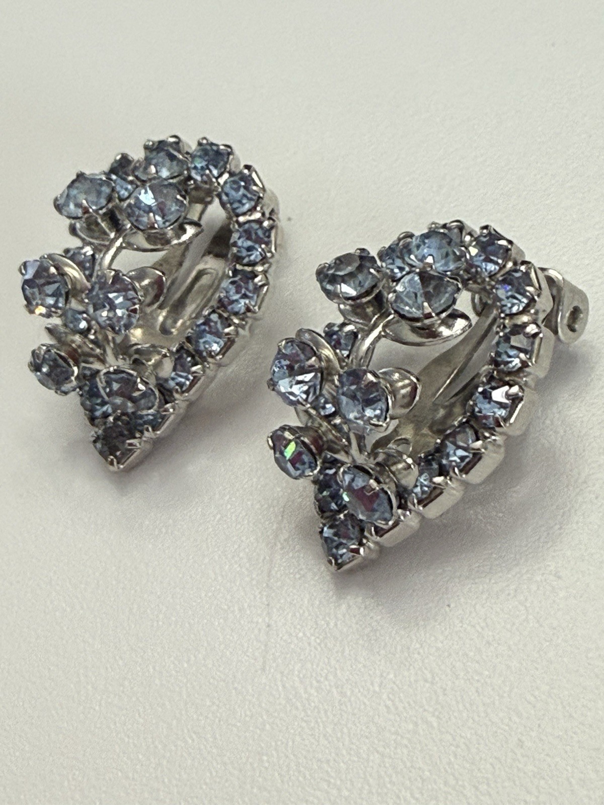 1950s Teardrop Shaped Blue Rhinestone Clip Earrings