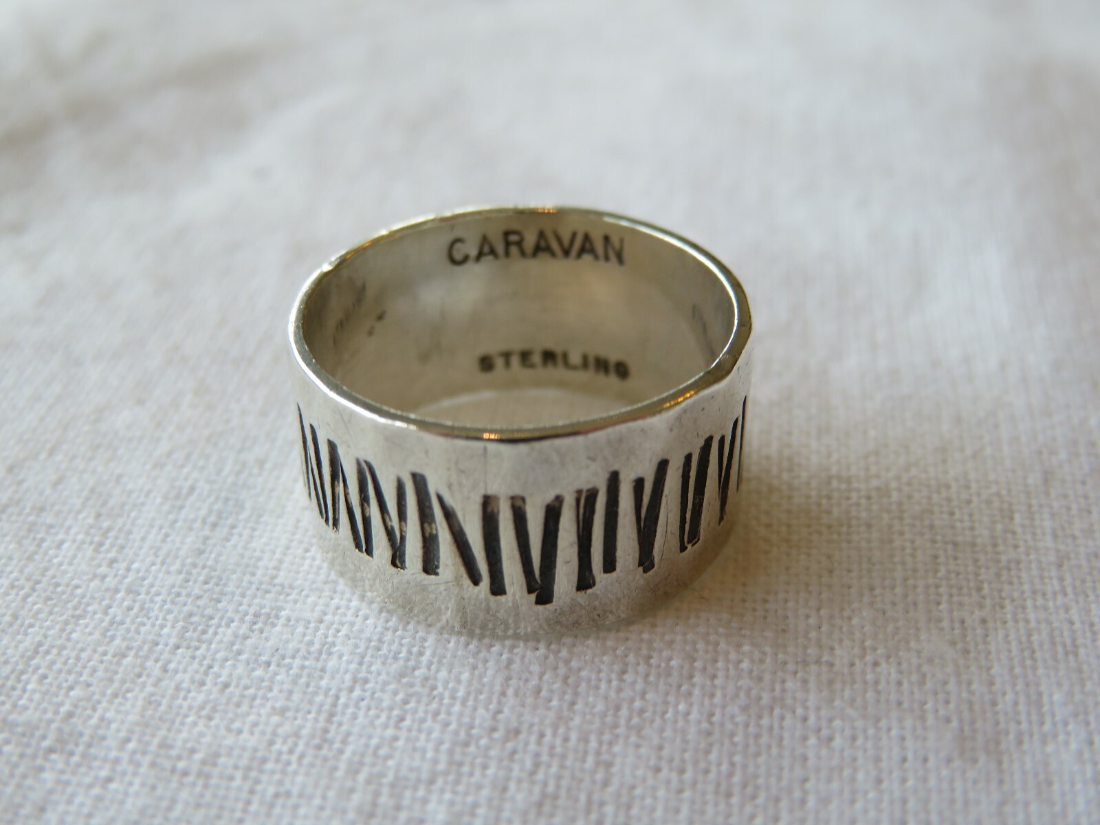CARAVAN STERLING SILVER WIDE ETCHED BAND SIZE 6 9.7MM WIDE