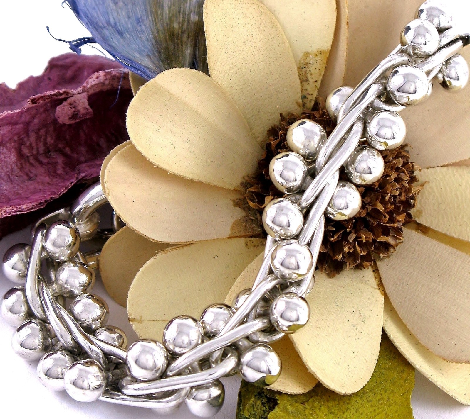 Silpada B0523 Sterling Silver 925 Beaded DNA Helix Toggle Bracelet 74.9G