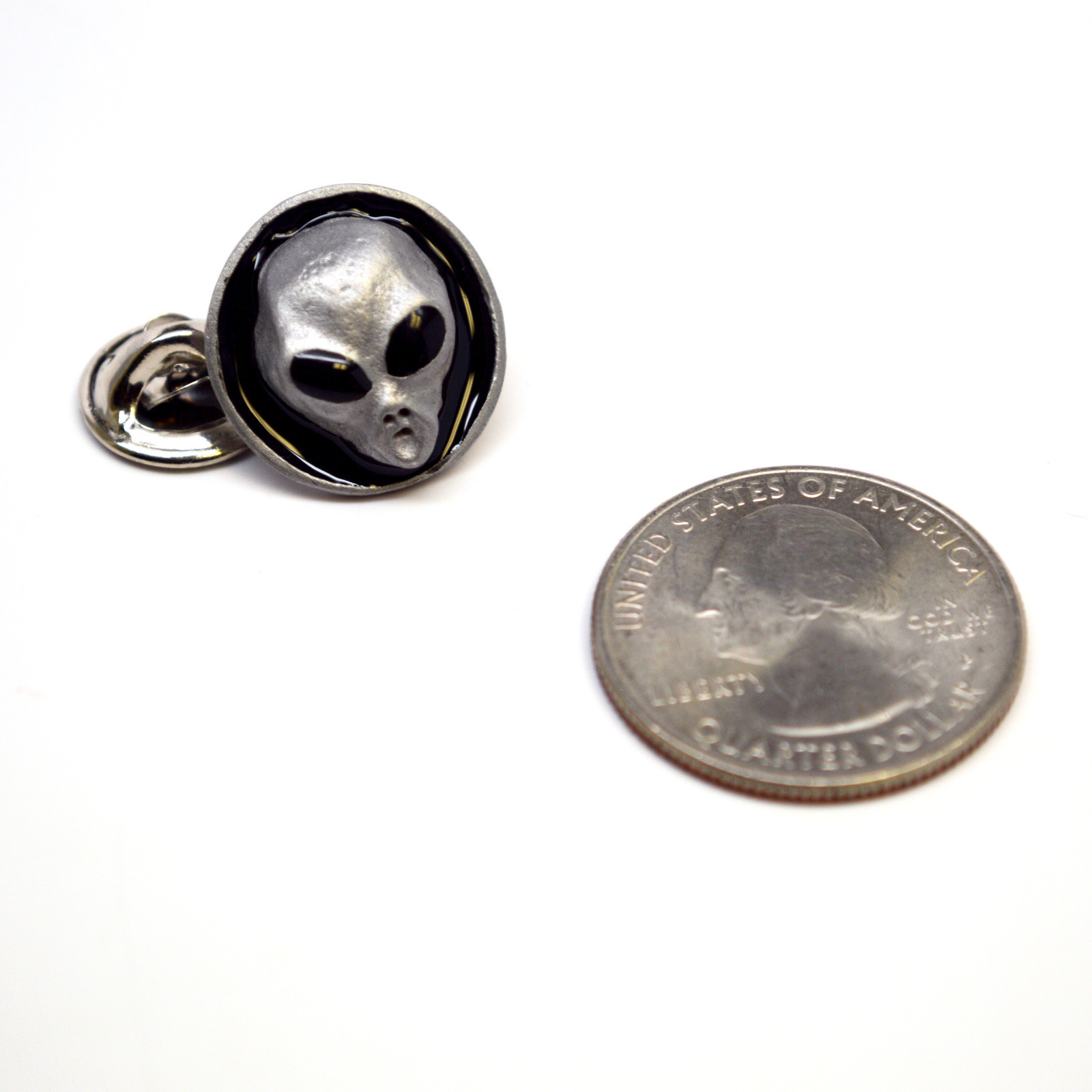 Round Alien Head Silver and Black Enamel Finish Tie Tack Jacket/Hat Pin P-25
