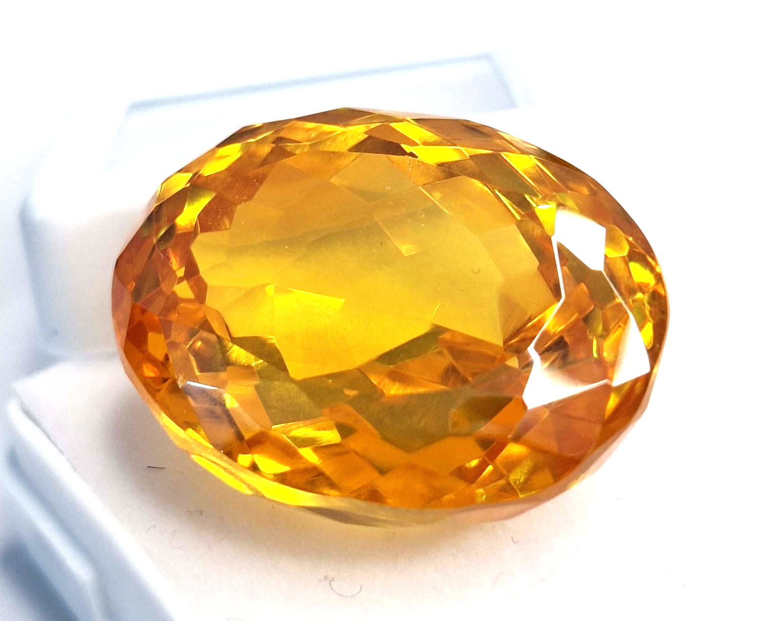 Yellow Zircon Oval Cut 98-100 Ct Cambodia Natural Certified Loose Gemstone RK851