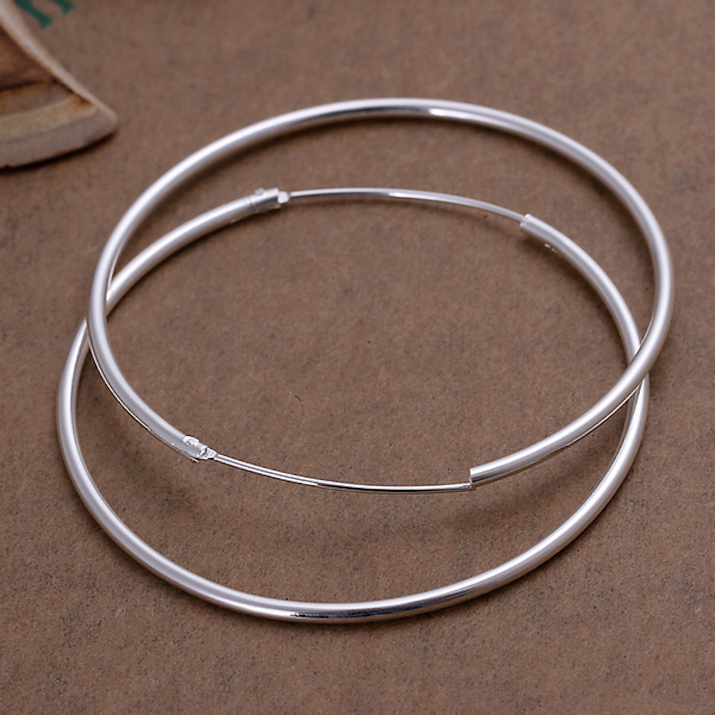 925 Sterling Silver Hoop Pierced Earrings L102