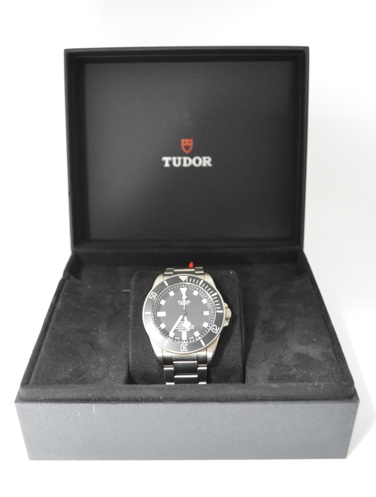 TUDOR Pelagos 42 25600TN Titanium Watch with Box and Rubber Strap.