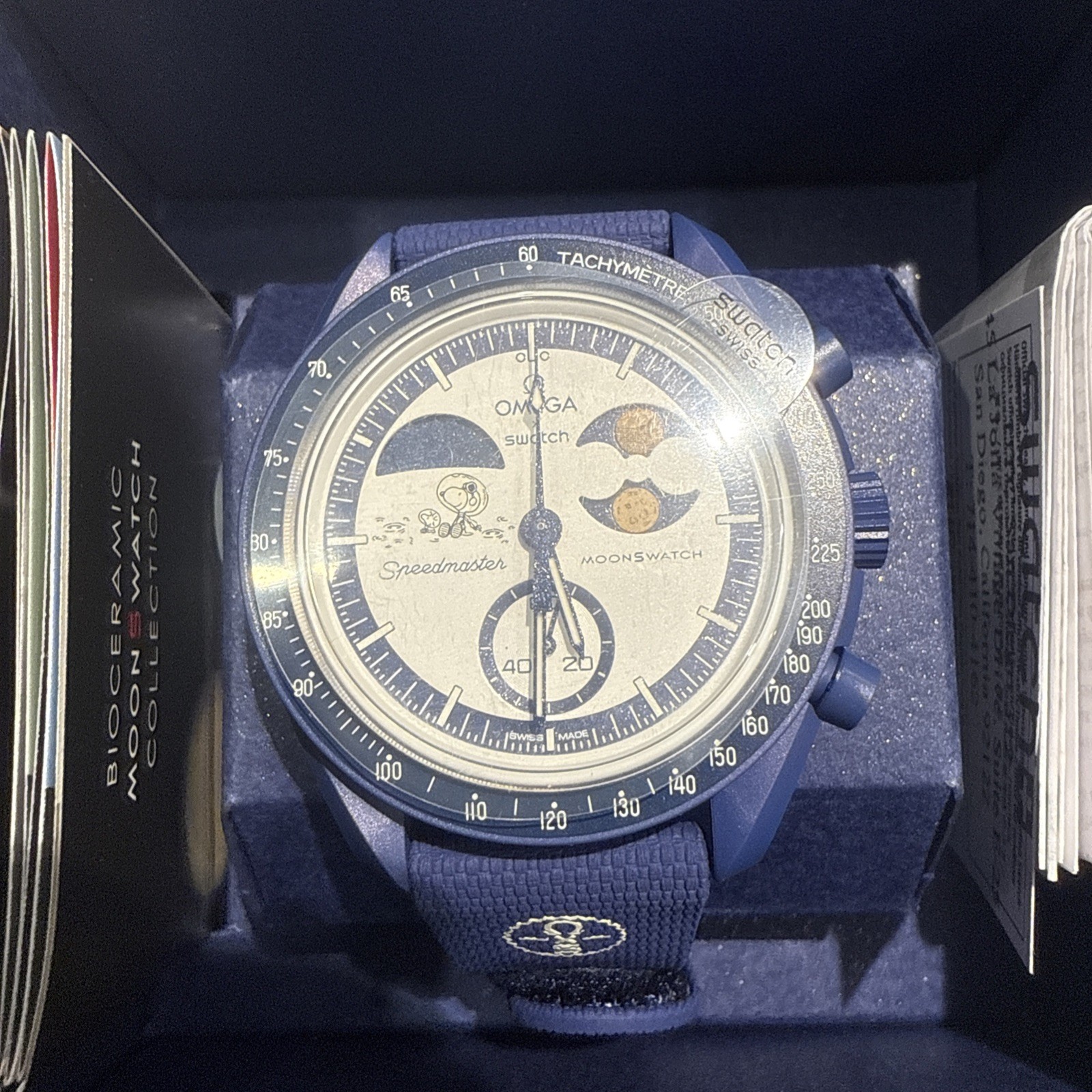 Omega Swatch MISSION TO EARTHPHASE MOONSHINE GOLD Snoopy Blue Moonswatch NEW