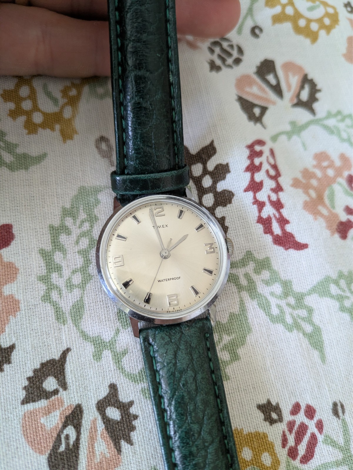 Nice Vintage 1969 Timex Marlin 2014-2469 Mens Silver Hand-Wind Mechanical Watch