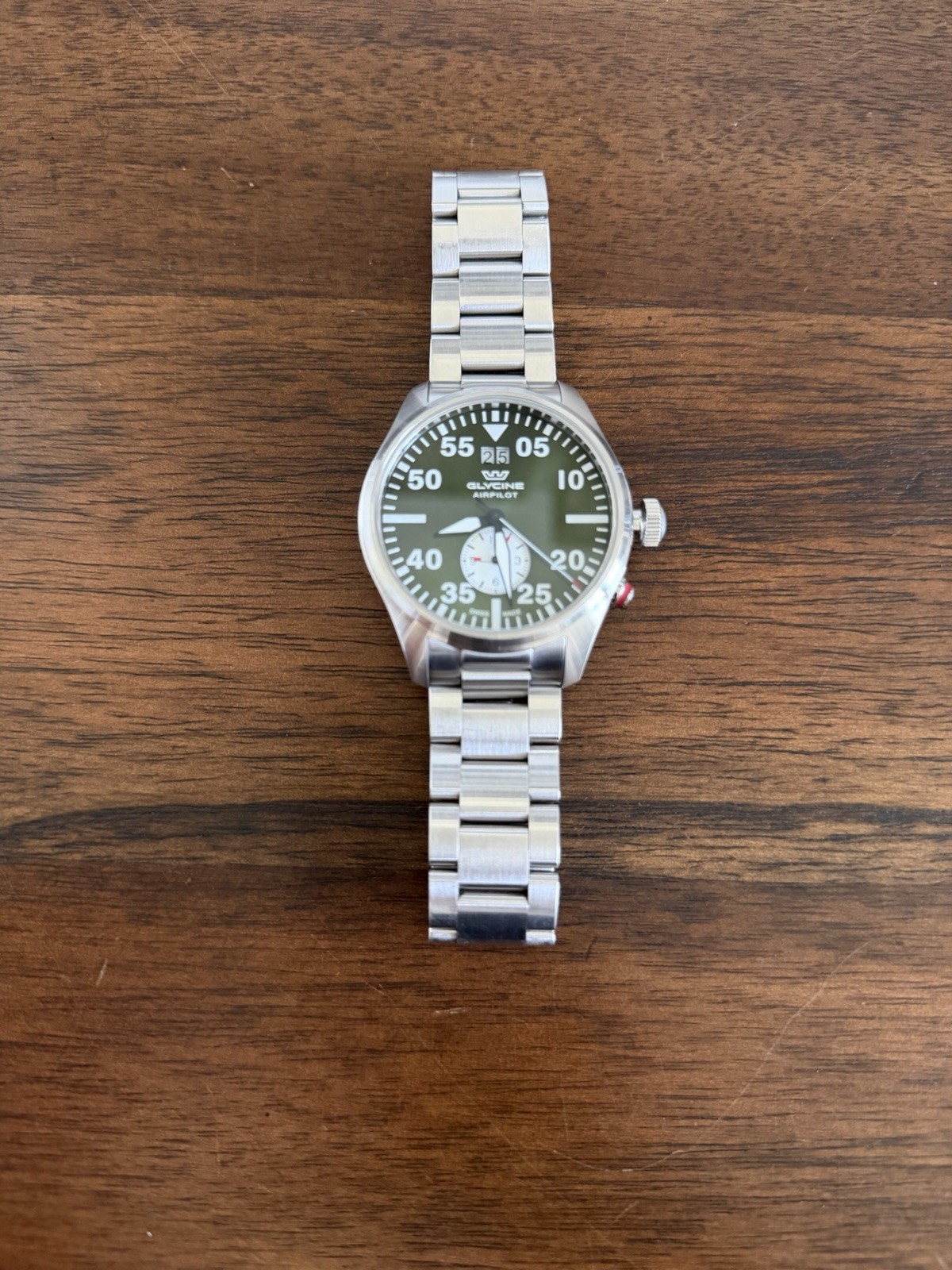 Glycine Airpilot GL0450 Swiss Quartz Chronograph Green Dial Sapphire Watch