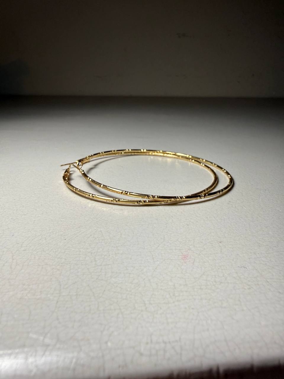 Lot of 3 Pairs Gold Tone Hoop Earrings Stylish Costume Jewelry Pre-Owned Nice!