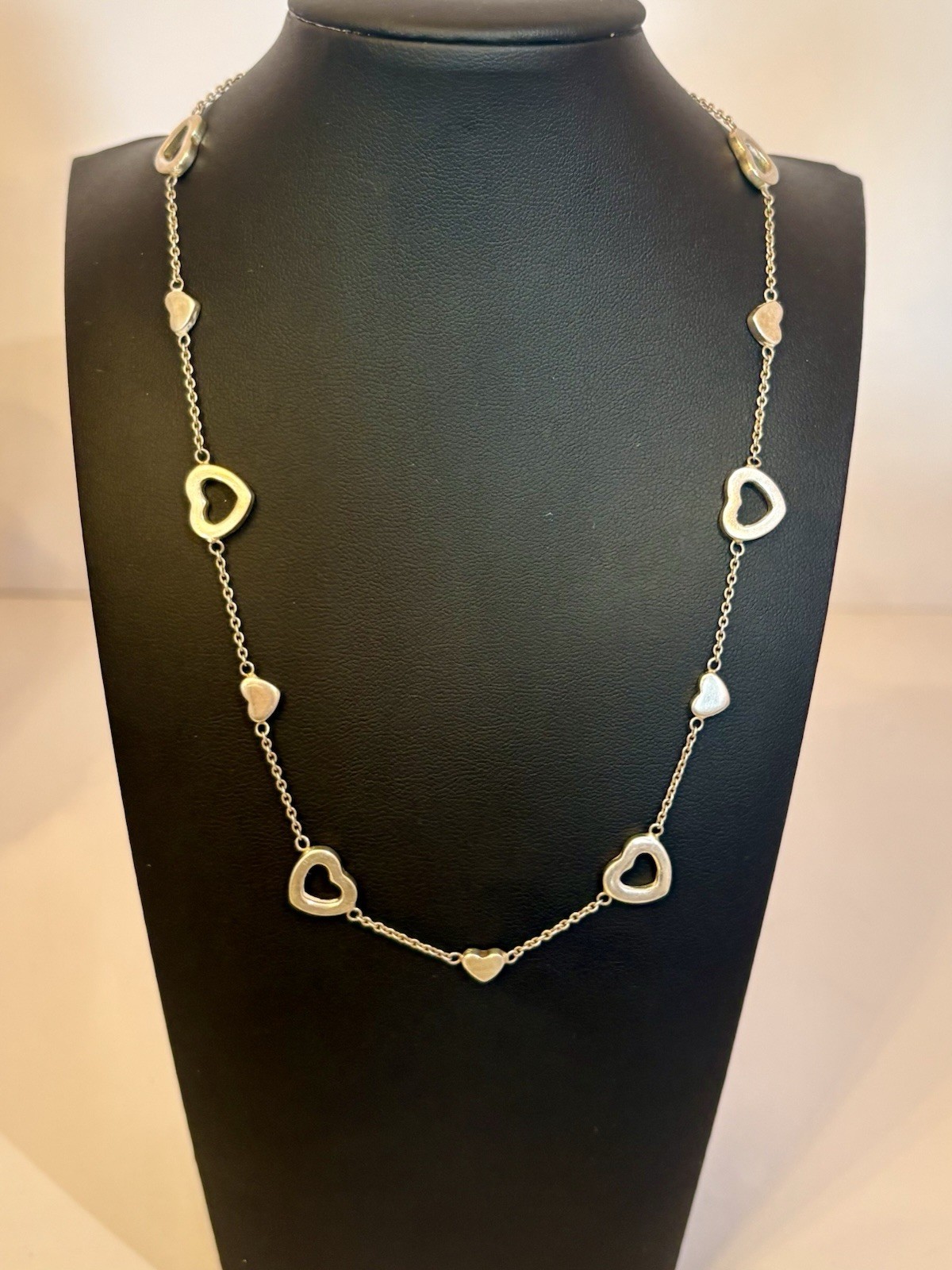 Tiffany & Co. 925 Sterling Silver Open Heart Toggle Necklace 17.5” 14.4g