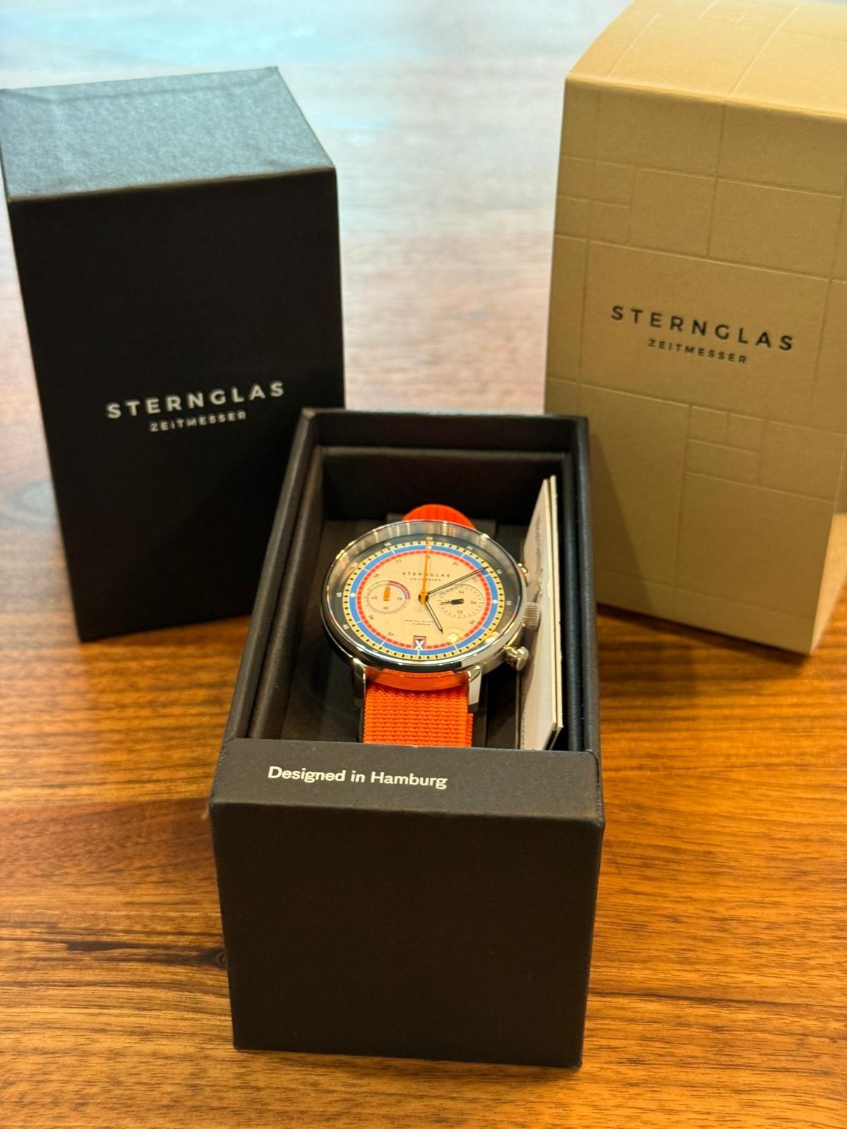 Sternglas Hamburg Chrono –Bauhaus Chronograph (42 mm) Mecha-Quartz Watch
