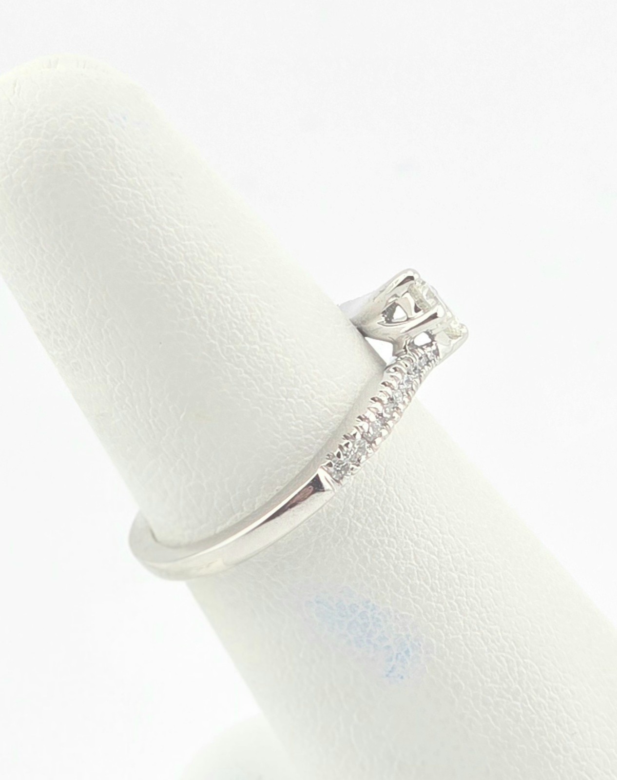 14KW DIAMOND ~.70CTW ~H-I ~SI-I RING SIZE 7 – 657379