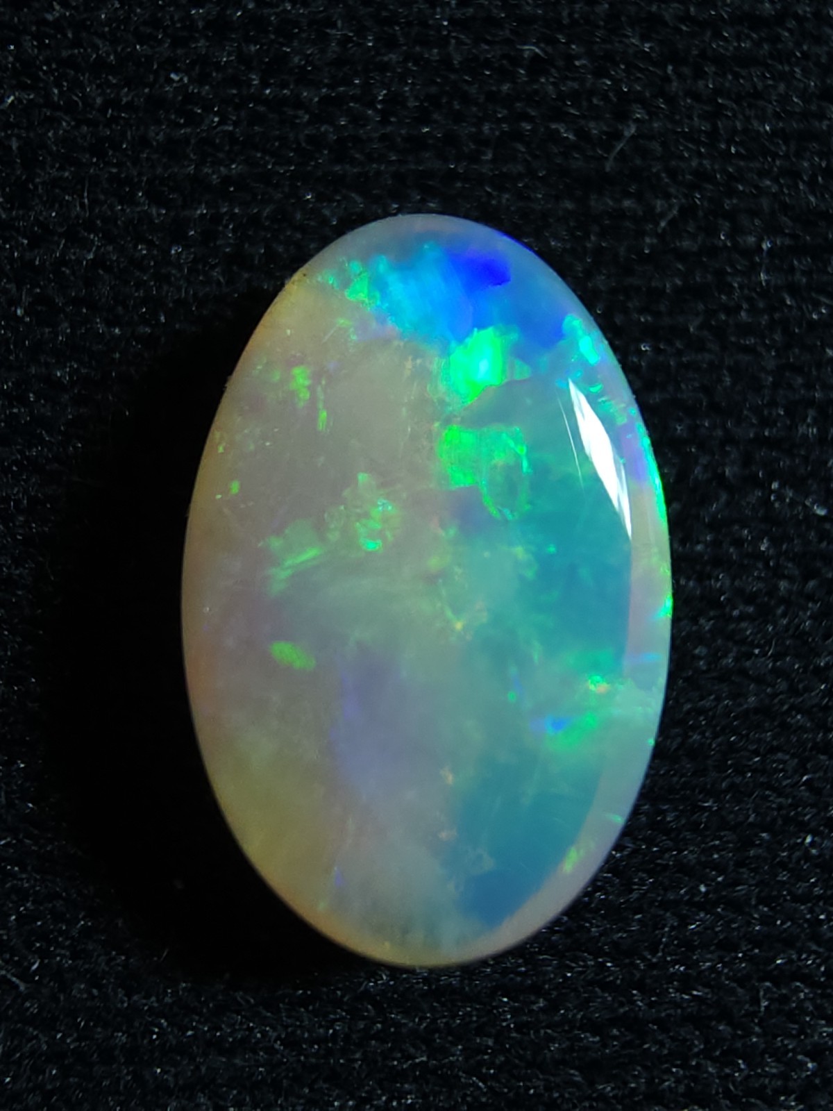 Natural Australian Lightning Ridge Opal 0.90c Radiant Green & Yellow