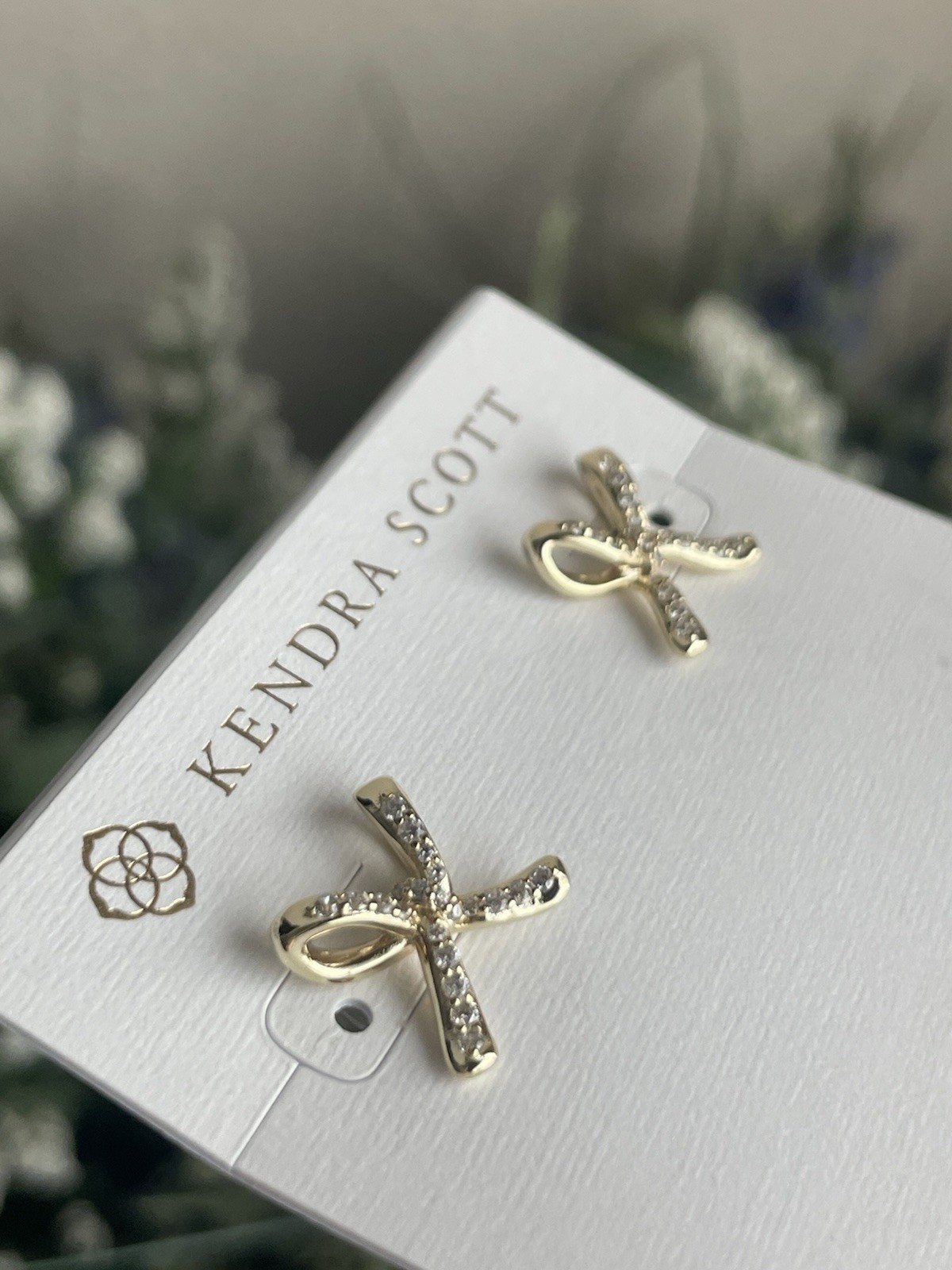 Kendra Scott Gold Tone Sasha Stud Earrings Bow Design Clear Crystals New W/ Tag