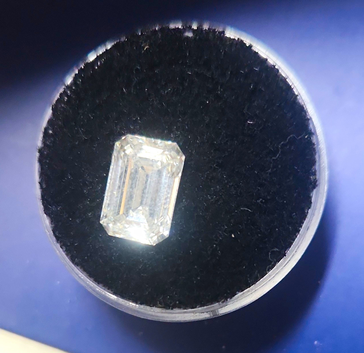 IGI Lab Grown Emerald Cut Diamond 3.03ct F VS1 Excellent 9.80×6.80mm