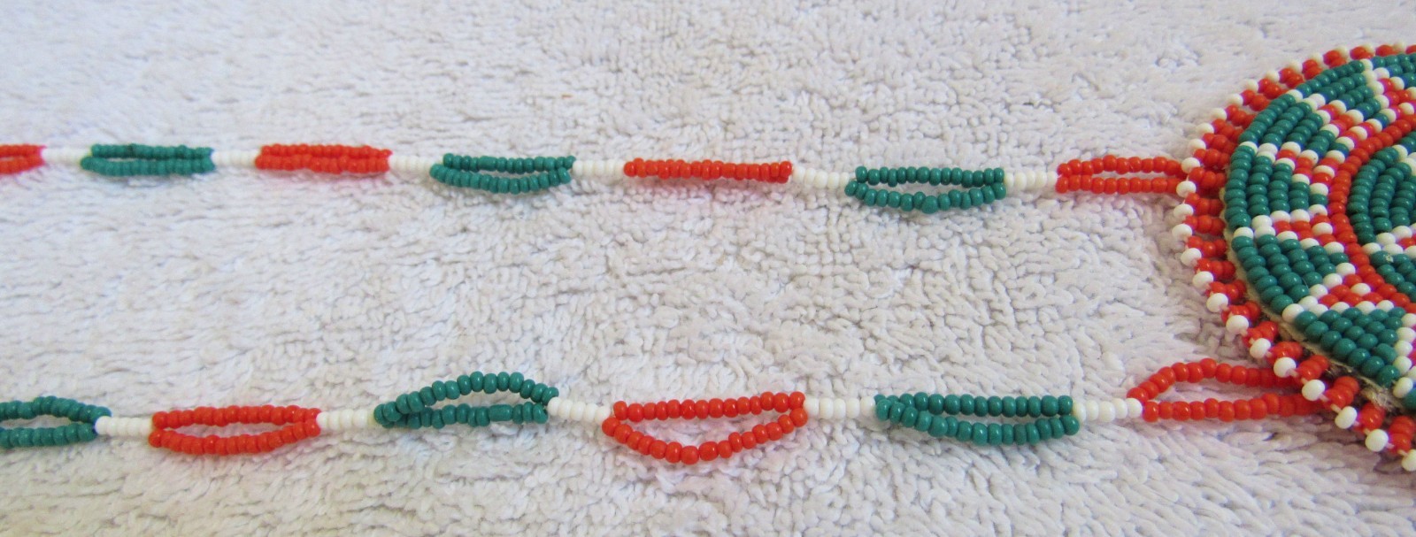 Vintage Sioux Indian Bead Beaded Beadwork Medallion Design Pendant & Necklace