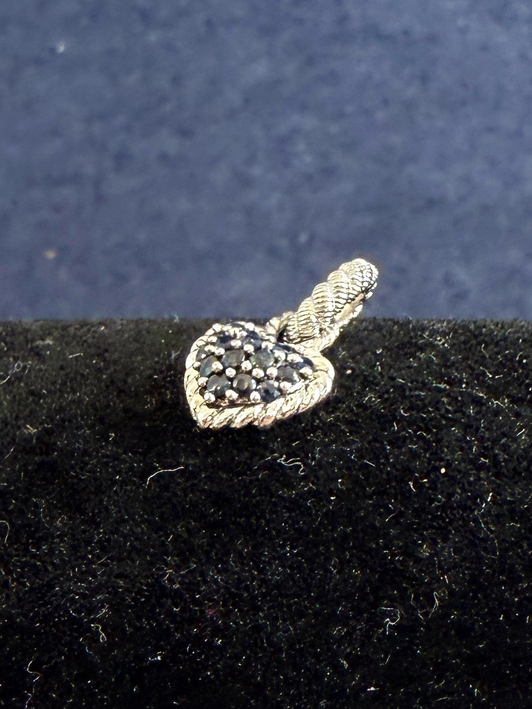 JUDITH RIPKA Sterling Silver Blue Sapphire Heart Cable Twist Oval Link Charm