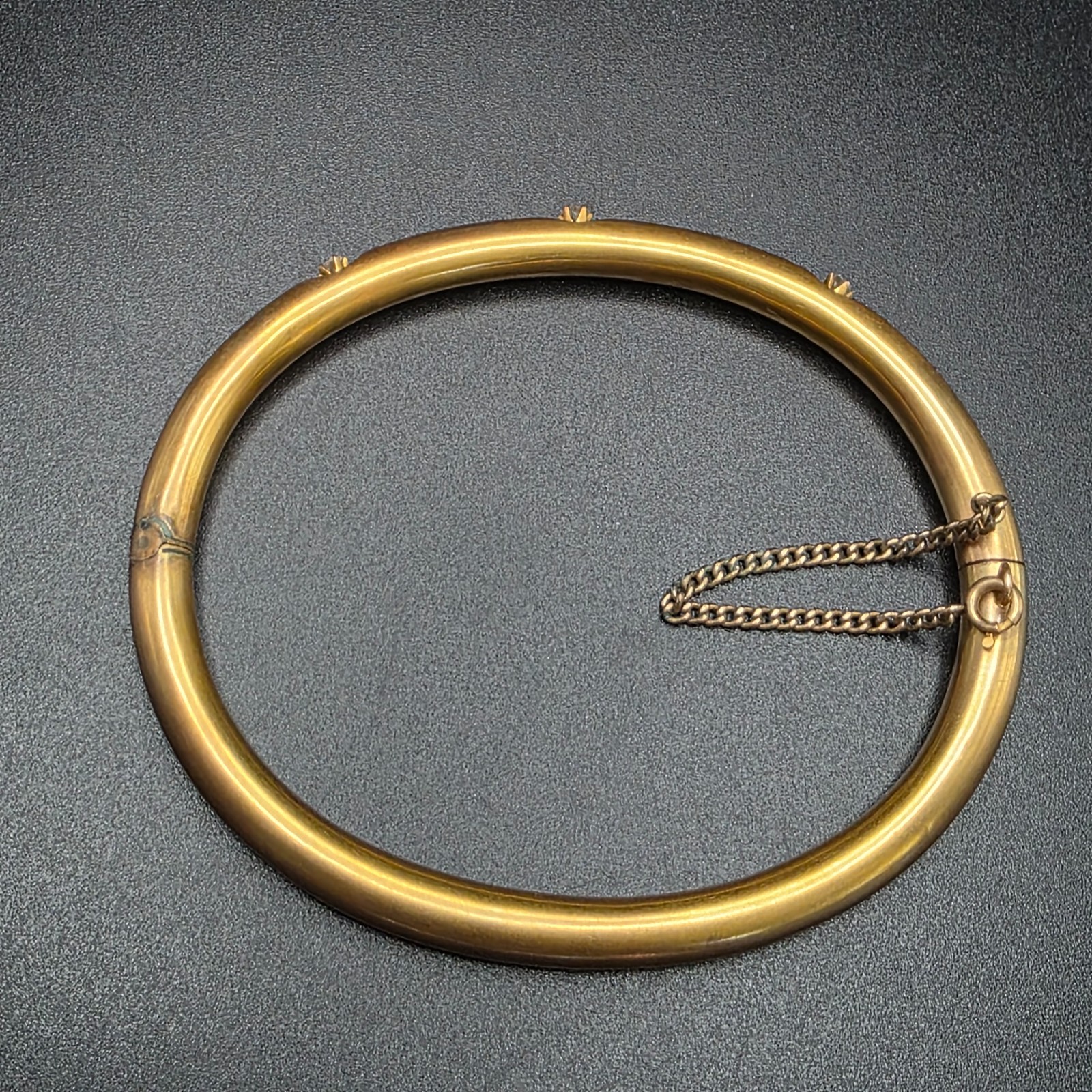 Antique Victorian 14K Gold Belcher Set Hinged Bangle Bracelet. Estate Find 7.69g
