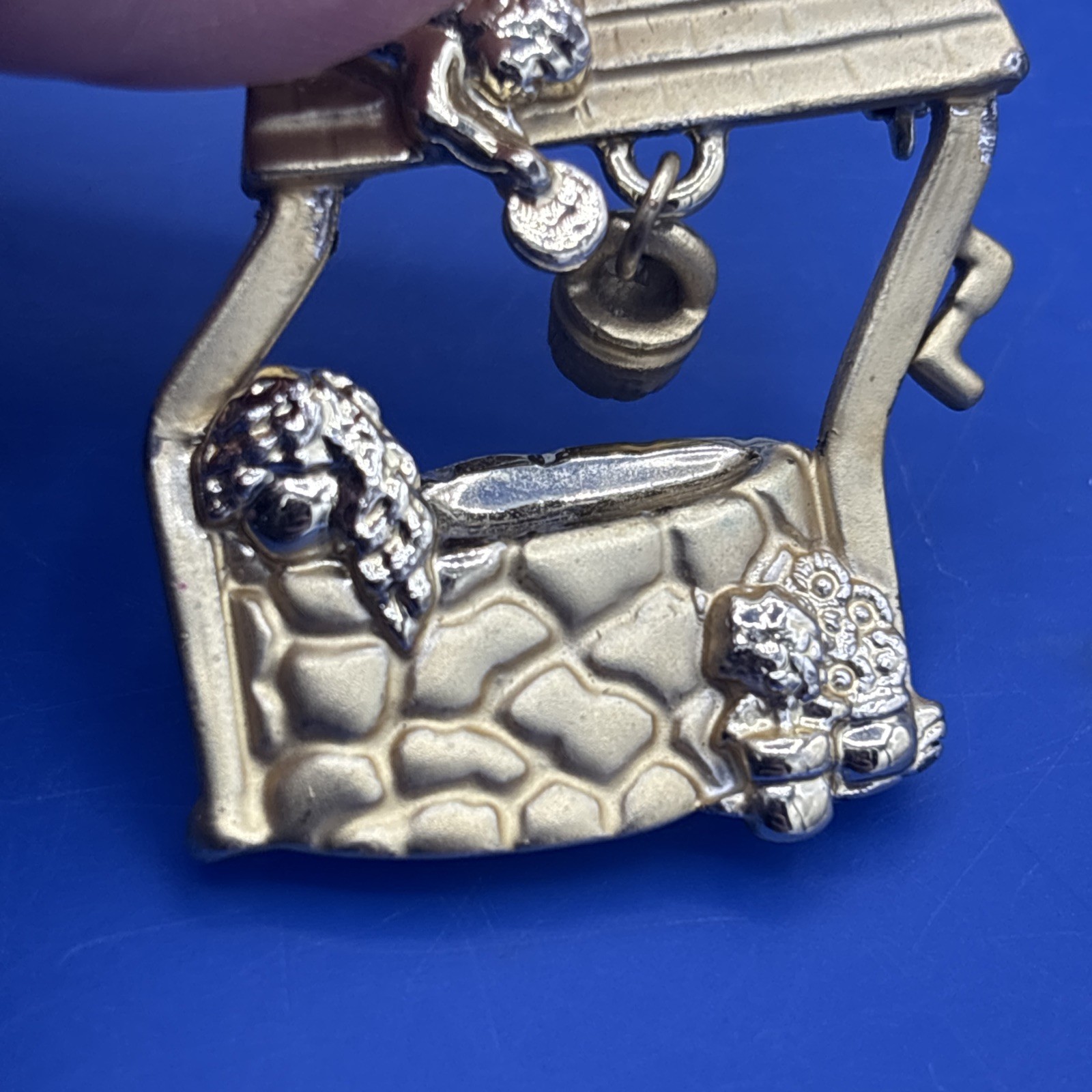 AJC Wishing Well Angel Brooch Pin Vintage Figural Cherubs Gold Tone 2” Love Luck
