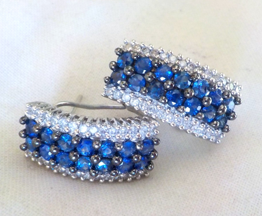 Heavy 14k White Gold Hoop Sapphire Diamond Earrings – 7.90 gms, 0.75 in, 2.52 ct