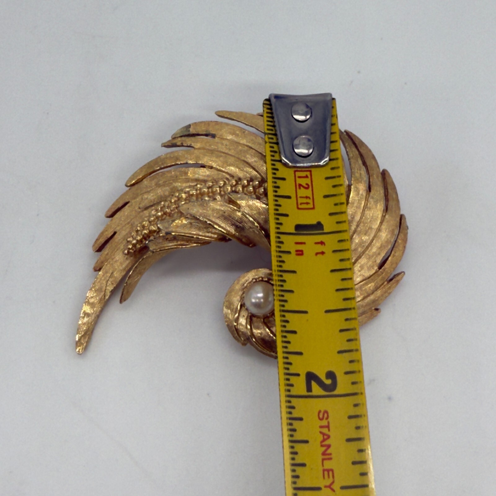 Vintage Boucher Brooch Gold Tone Feather Pearl READ