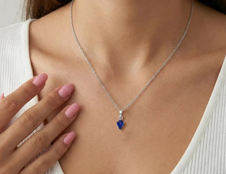 18.75CT Natural Kite CutBlue Sapphire Gemstone Pendant Sterling Sliver Jewelry