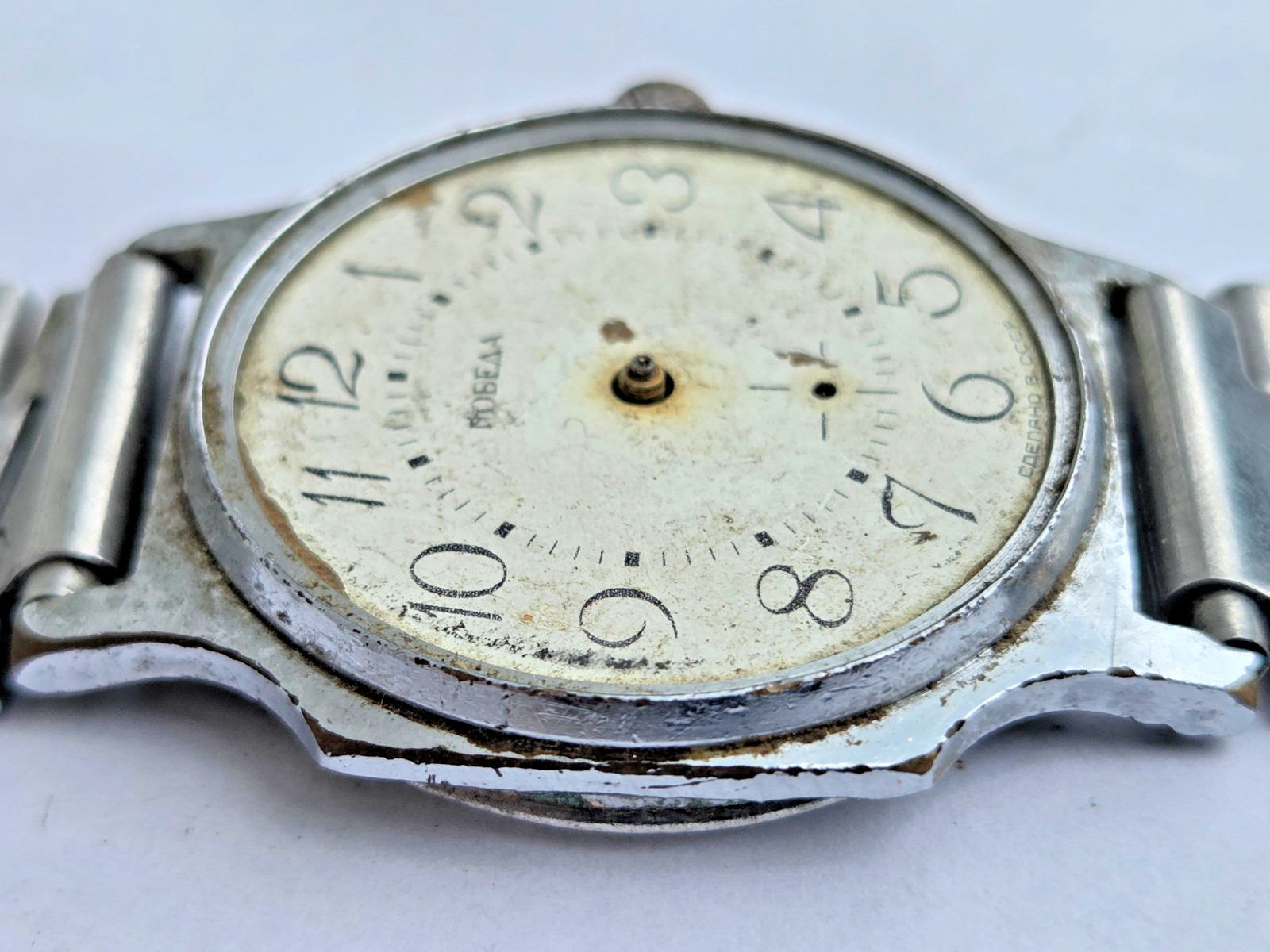 Russian Wristwatch Watch Pobeda , Victory . Made in USSR . Not working for parts