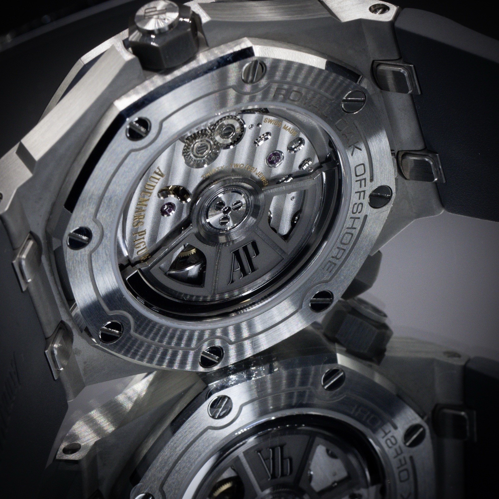 AUDEMARS PIGUET Royal Oak Offshore Diver “Grey” 15720ST.OO.A009CA.01 | Full Set