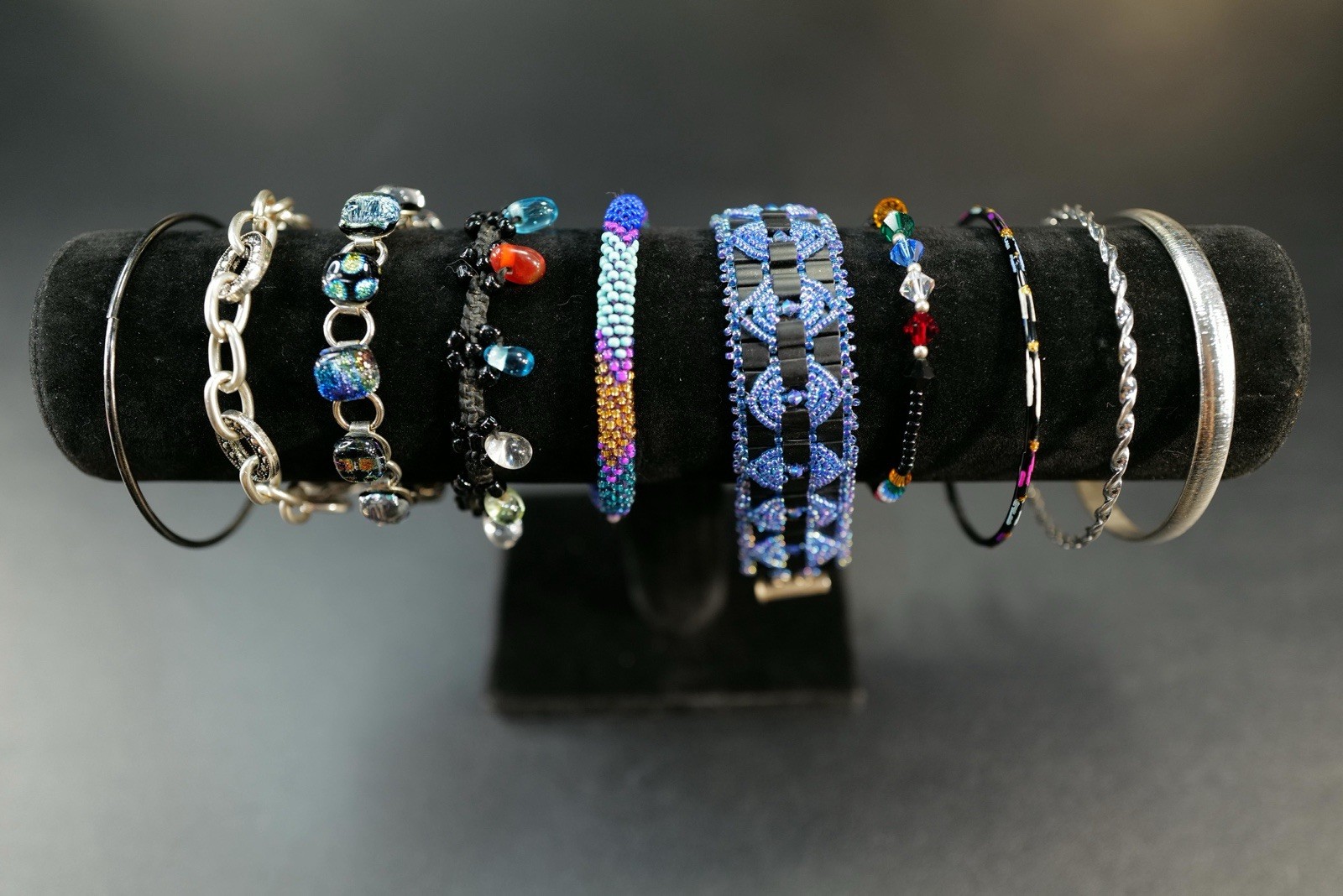 10 Pc Bracelet Silver Tone, Blue, Red, Pink & Black Mixed Styles Bangles I9