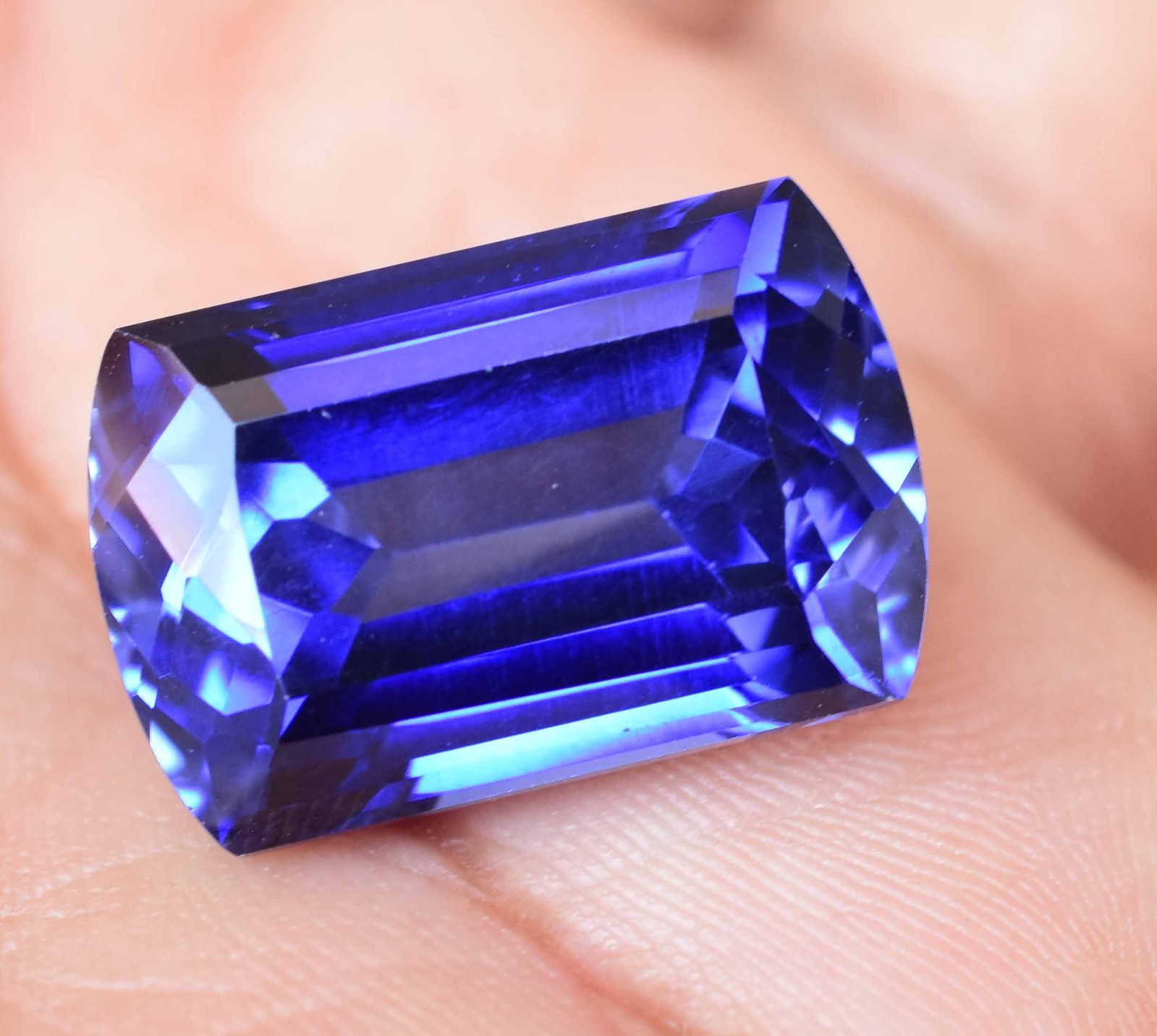 Natural Montana YoGo Sapphire 22.65 Ct Long Cushion Certified Flawless Gemstone