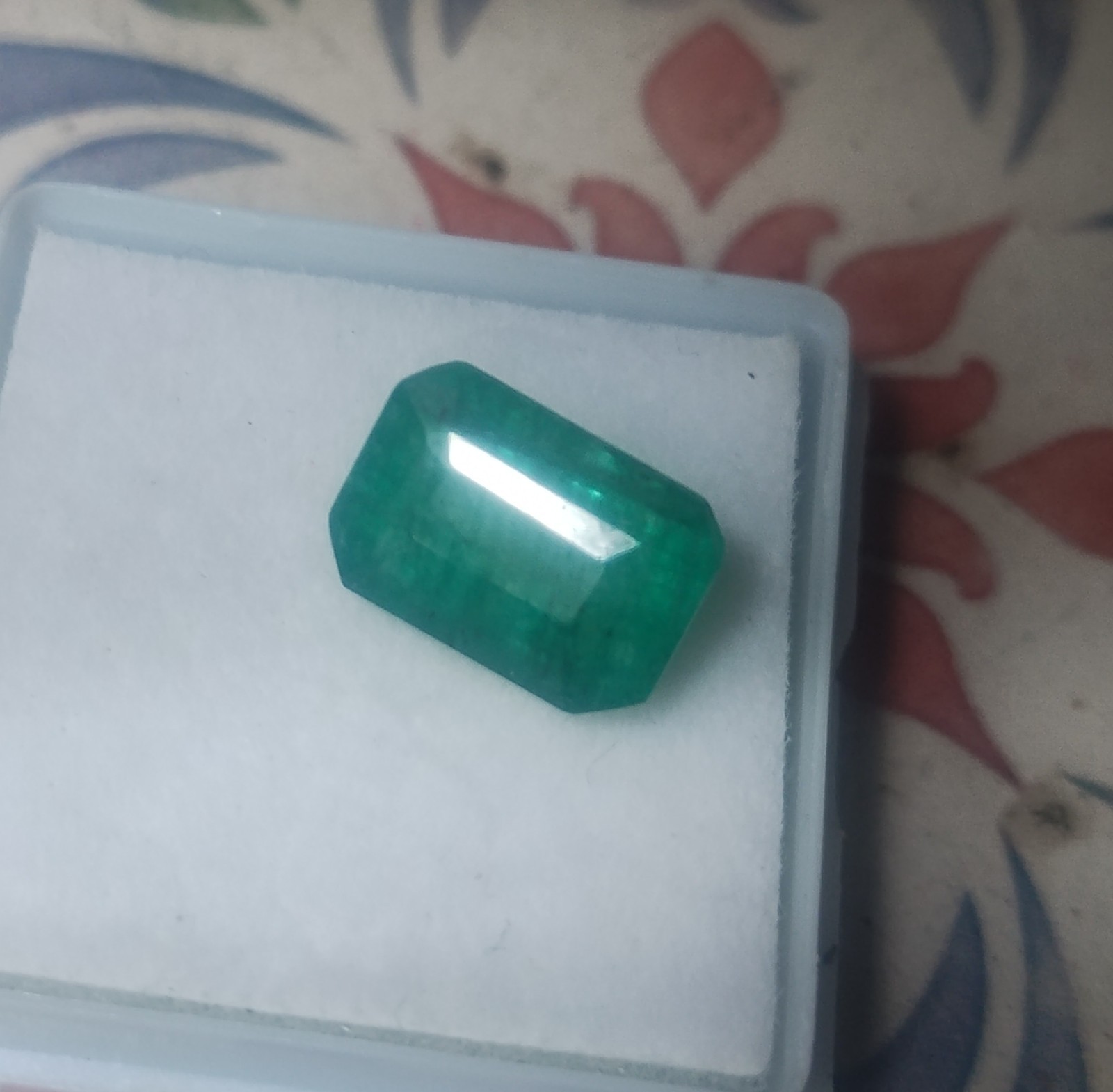 4.00 Ct Natural Green Colombian Emerald Top Quality Emerald Shape 10.7×7.7×5.7mm