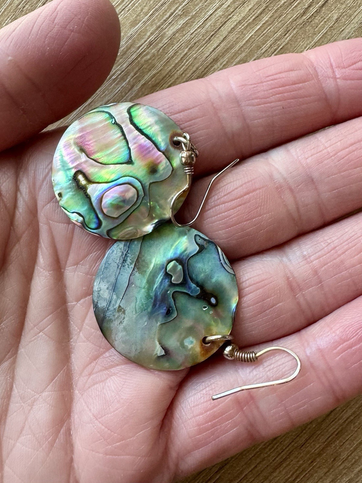 Vintage 90s Iridescent Natural Paua Abalone Shell Disc Drop Earrings Boho