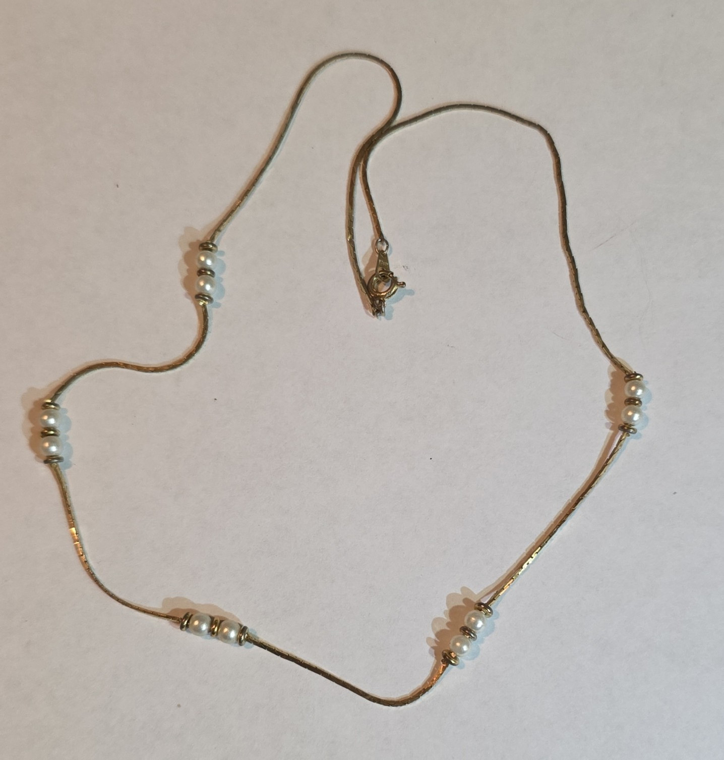 Vintage Snake Chain Faux Pearl Station Beaded Necklace Lobster Closure