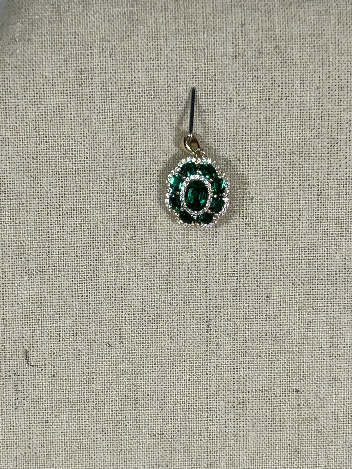 JTV Bangkok Ratnaraj Jewelers (BBJ) Scalloped Design Emerald Simulant Pendant