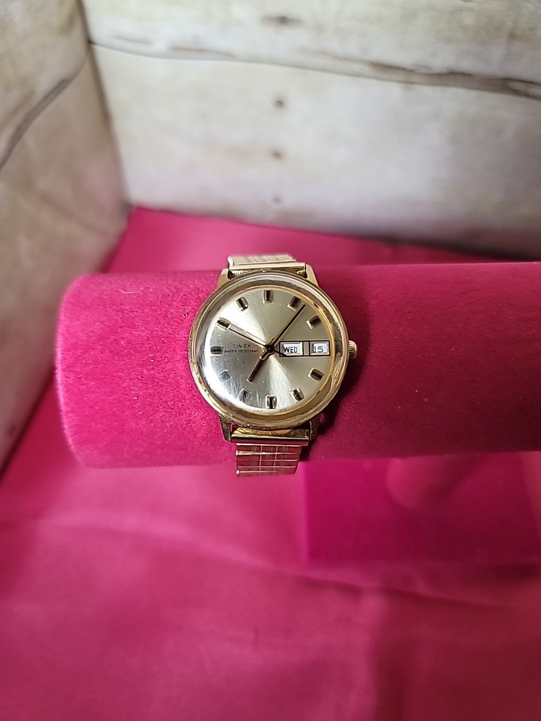 Vintage Timex Mercury 1972 Day/Date Watch Great Britain 26860 2773 Works! Nice!