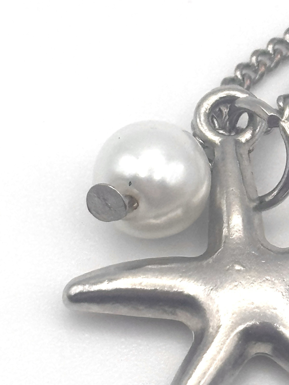 Starfish Simulated Pearl Pendant Necklace Silver Tone 19.5 19 1/2 Inches